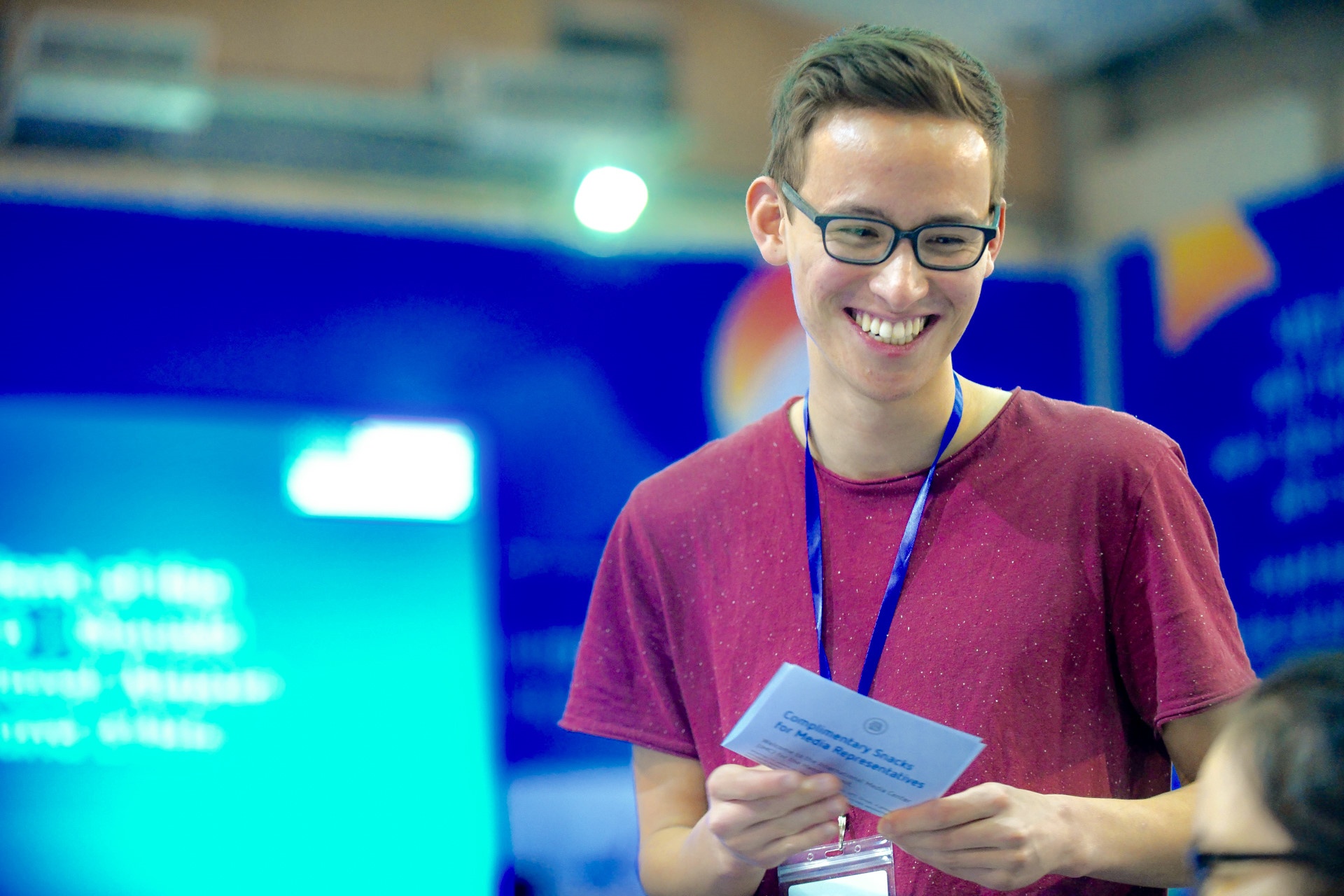 phong vien nguoi duc co 2 dong mau Duc - Viet anh 1