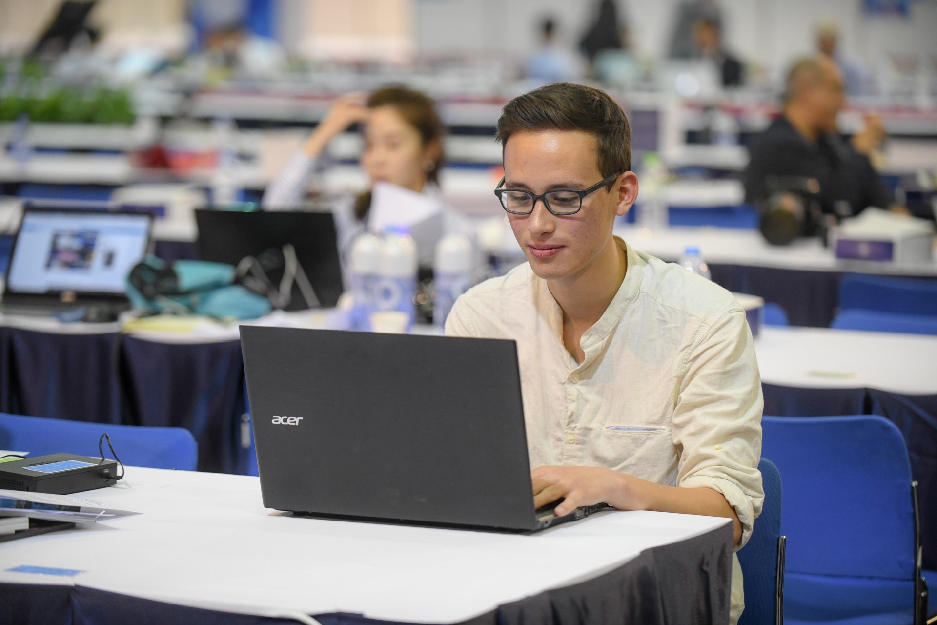 phong vien nguoi duc co 2 dong mau Duc - Viet anh 4