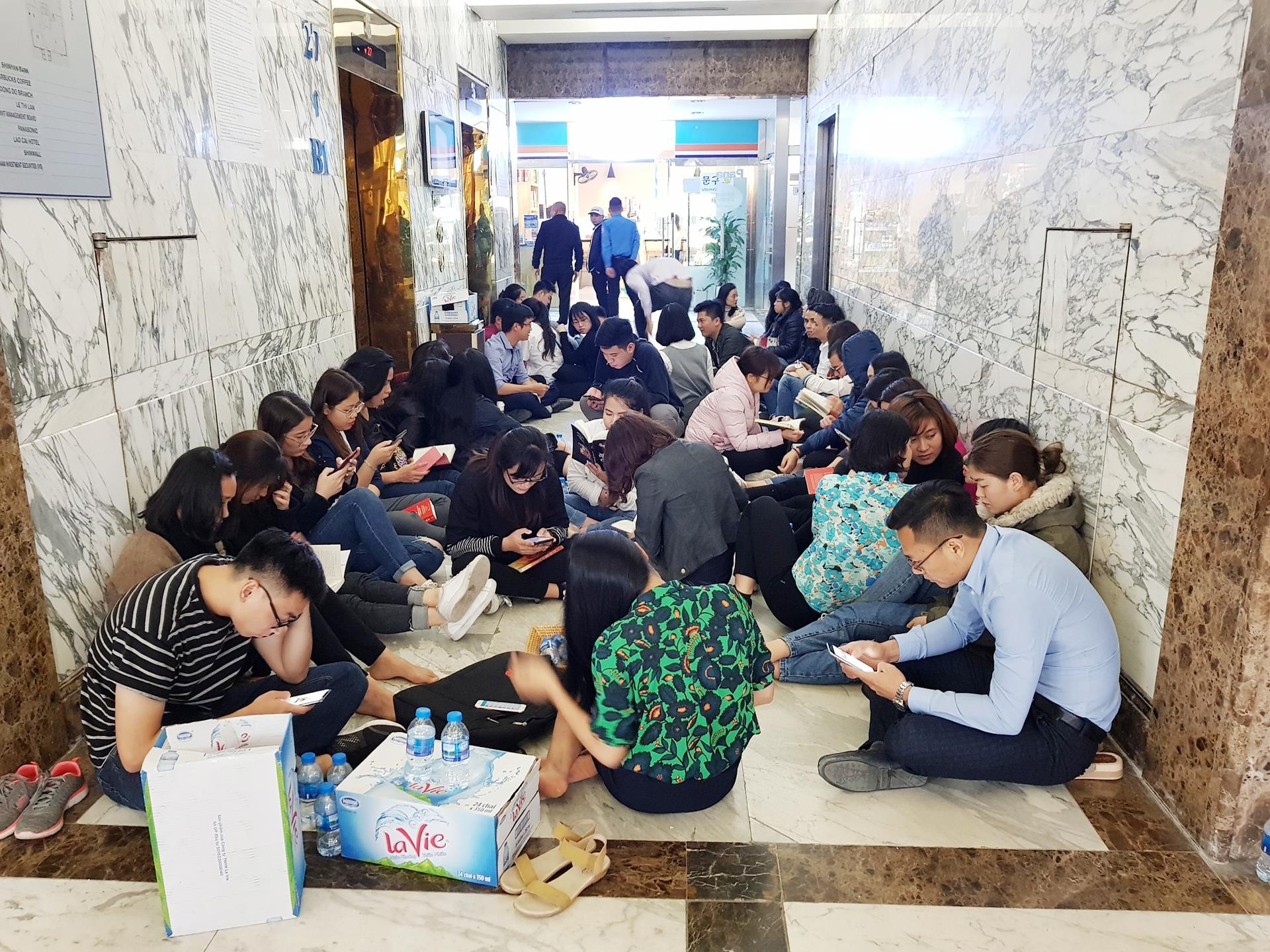 doanh nghiep viet nam Han tranh chap dan den xo xat tai toa nha dat Dai su quan Han Quoc anh 4