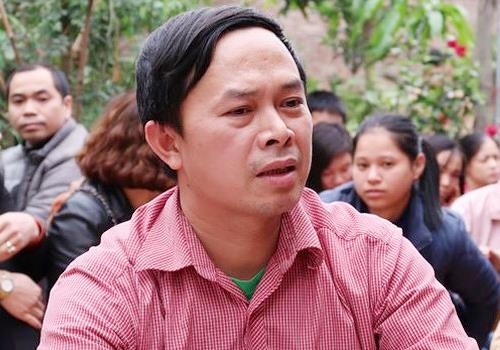 Chu tich Ha Noi noi ve 2.700 giao vien hop dong co nguy co mat viec hinh anh