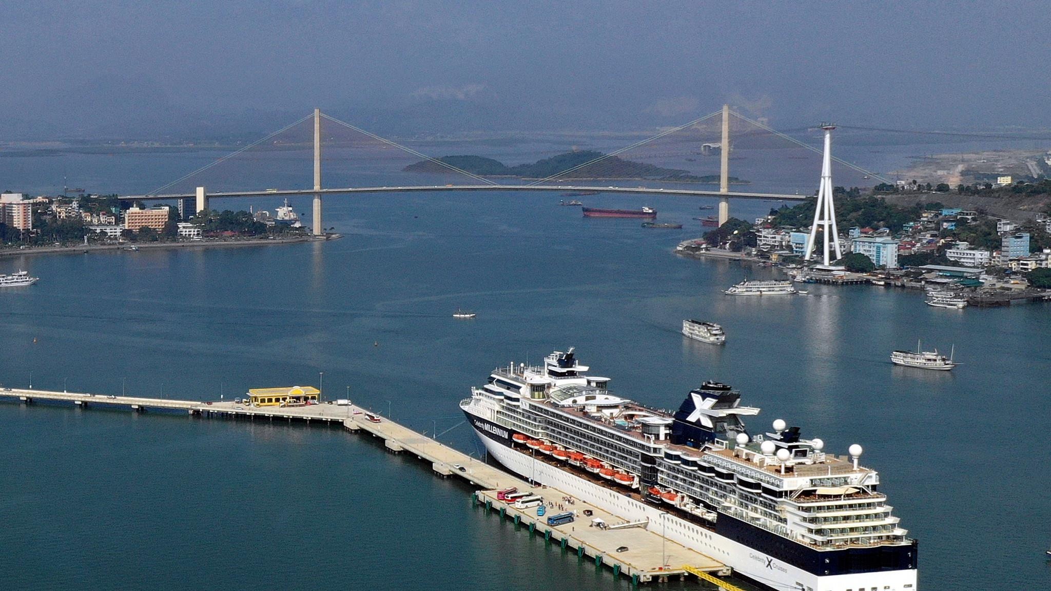 Ung dung cong nghe thong tin giup nhieu tinh but toc thu hang cai cach hinh anh