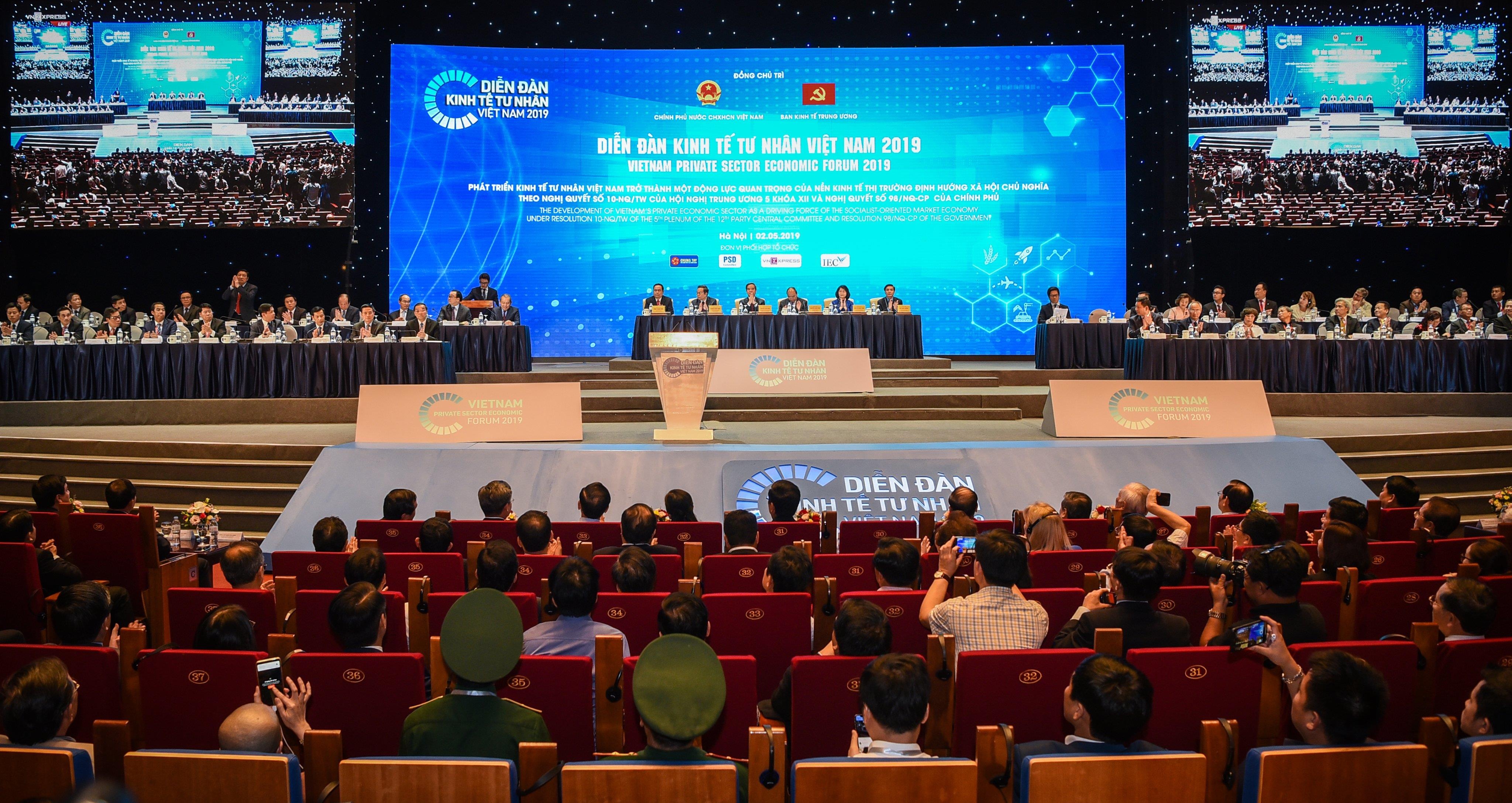 diễn đàn kinh tế tư nhân ảnh 1 dien dan kinh te tu nhan anh 1