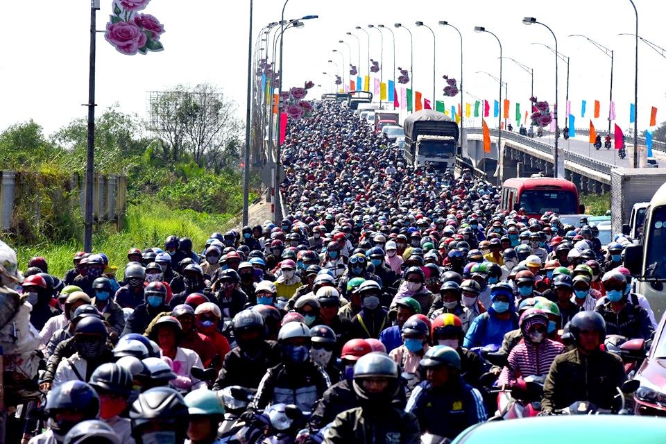 Giao thong mien Tay khong con luy do nhung roi vao canh luy duong hinh anh