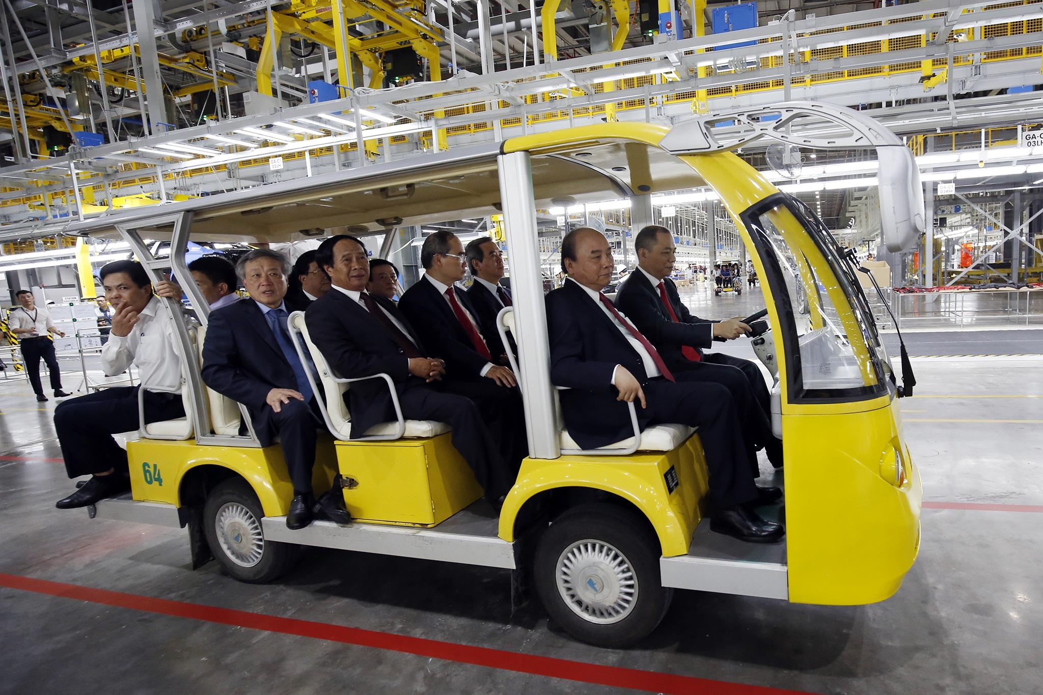 thu tuong du khanh thanh nha may o to vinfast hai phong anh 3