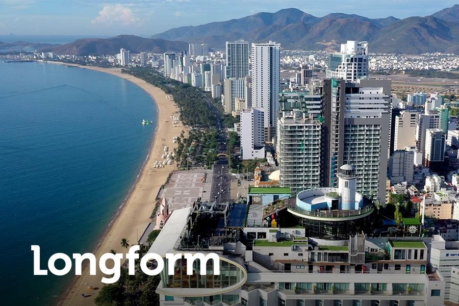 Rung be tong ven bien Nha Trang trong con thoai trao cua condotel hinh anh