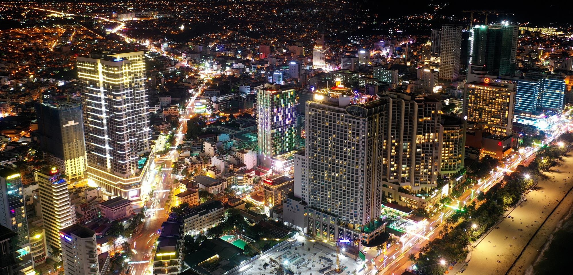 rung be tong o nha trang va con thoai trao cua condotel anh 5