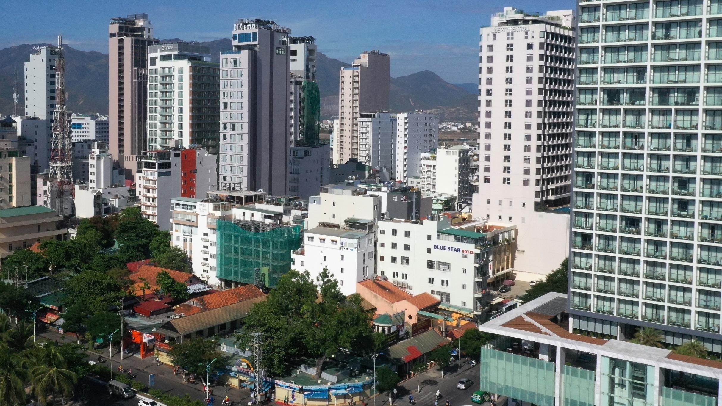 rung be tong o nha trang va con thoai trao cua condotel anh 7