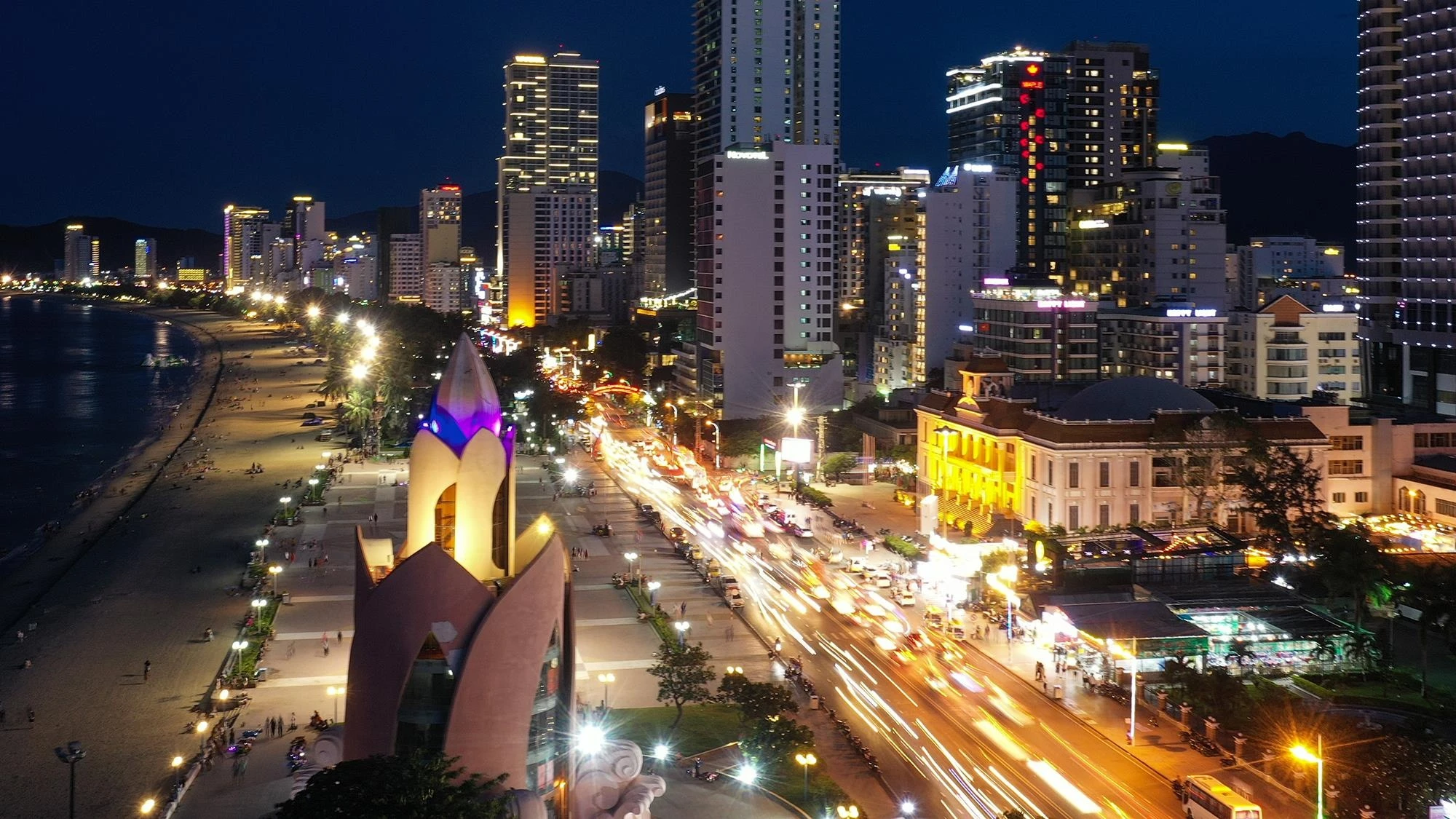 cho dem nha trang anh 1