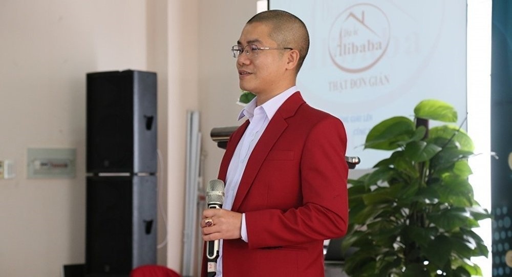 Alibaba kinh doanh kieu gi de lien tuc phinh to? hinh anh