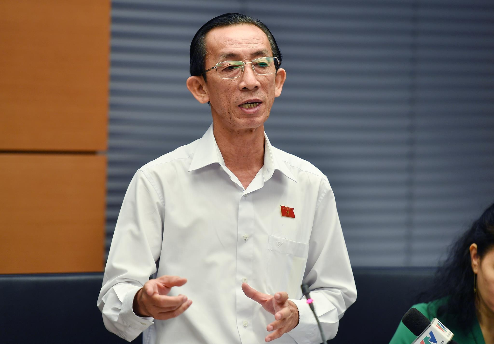 Dai bieu TP.HCM de xuat cach huy dong hang ty USD lam cao toc, san bay hinh anh