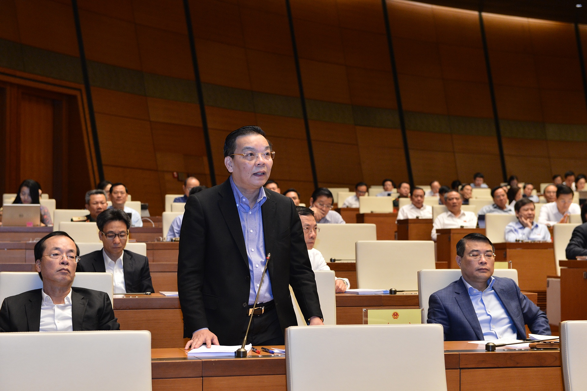 quoc hoi thao luan kinh te xa hoi anh 18