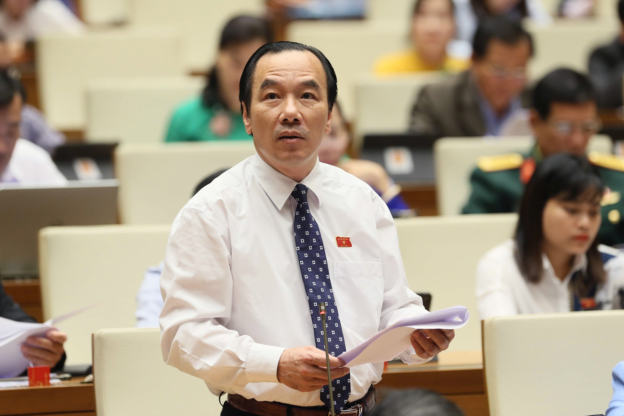 quoc hoi thao luan kinh te xa hoi anh 25