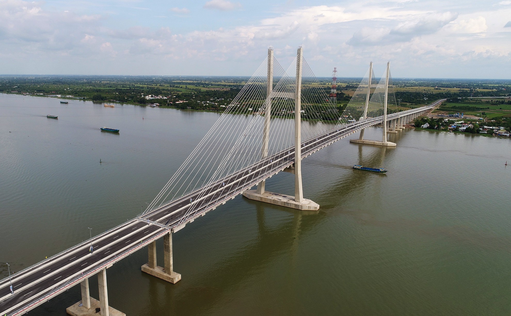 Thu xep khoan vay 1 ty USD de phat trien mien Tay hinh anh