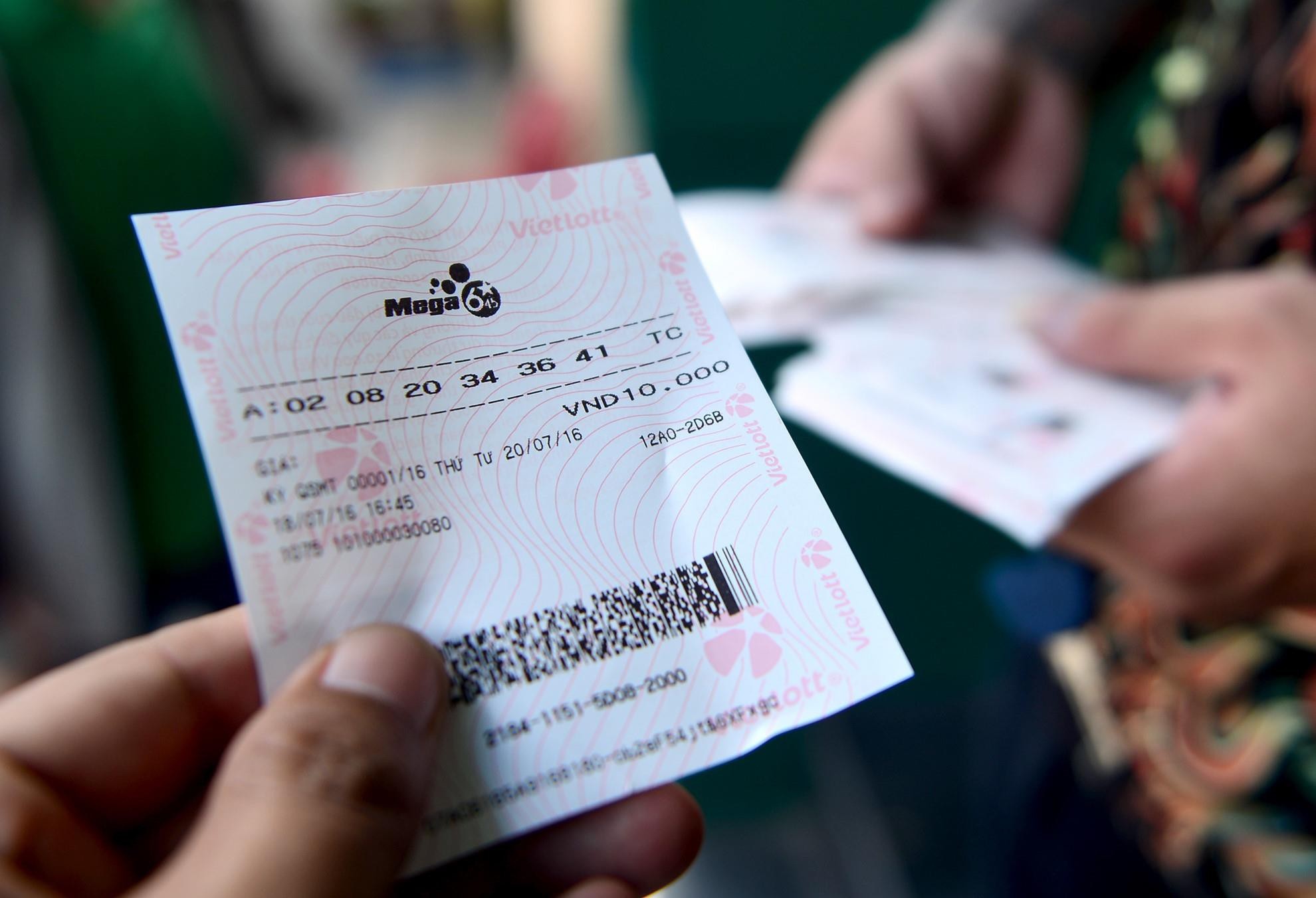 Mot nguoi trung giai Vietlott 111 ty dong hinh anh