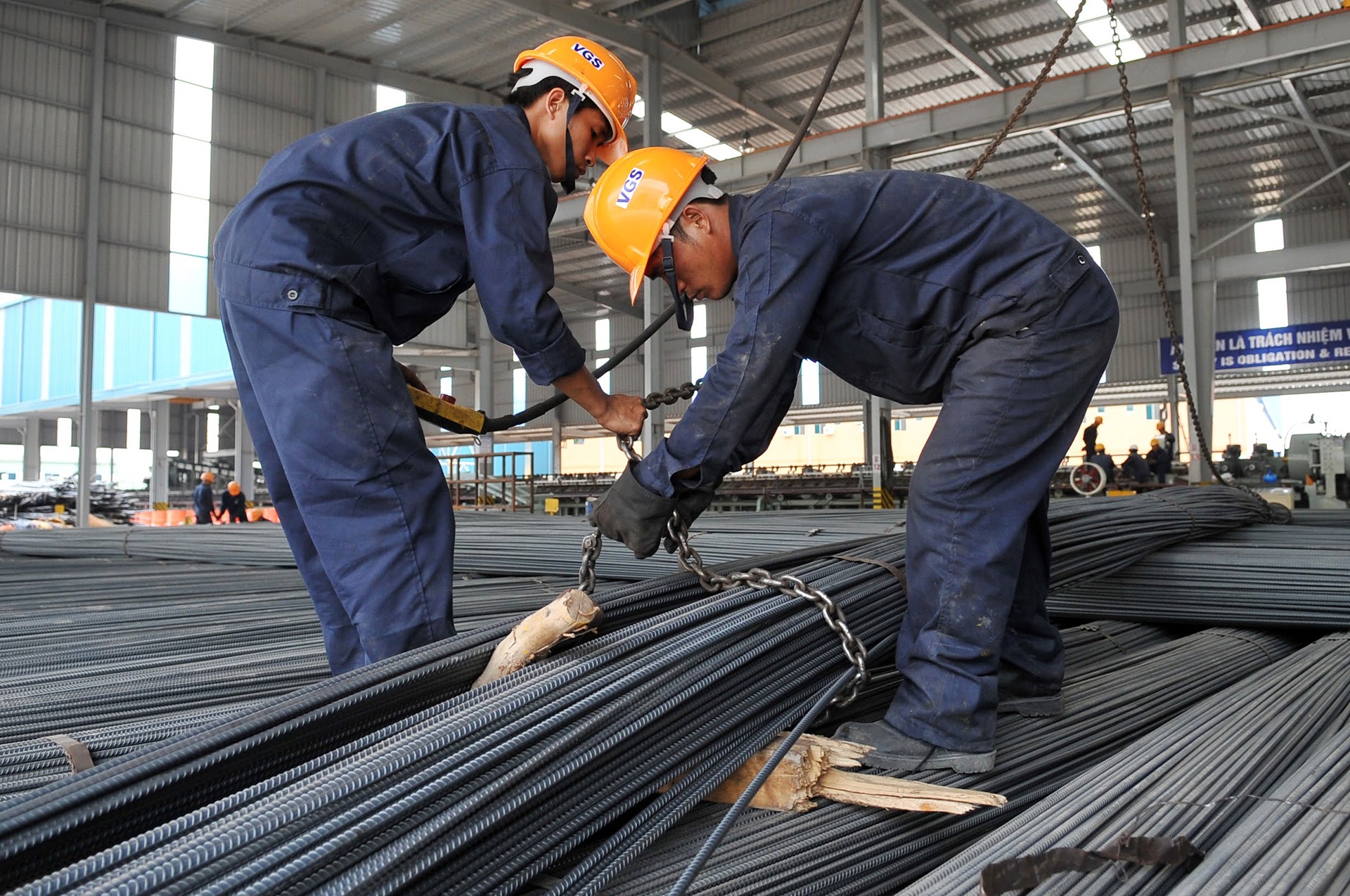 Bo Cong Thuong lo tac nghen hang hoa xuat sang My, EU hinh anh