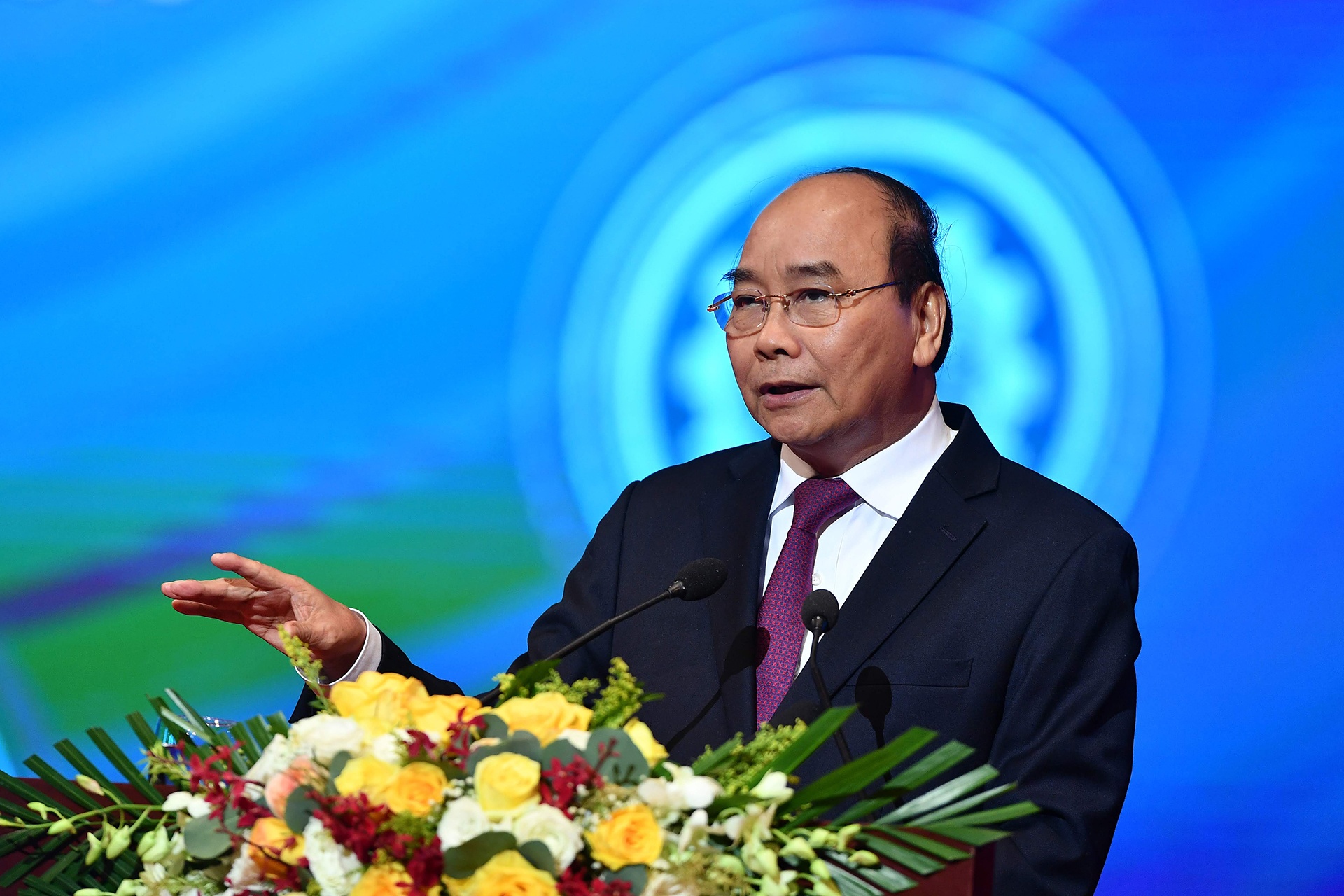 Hom nay, Thu tuong lan thu tu doi thoai voi doanh nghiep hinh anh