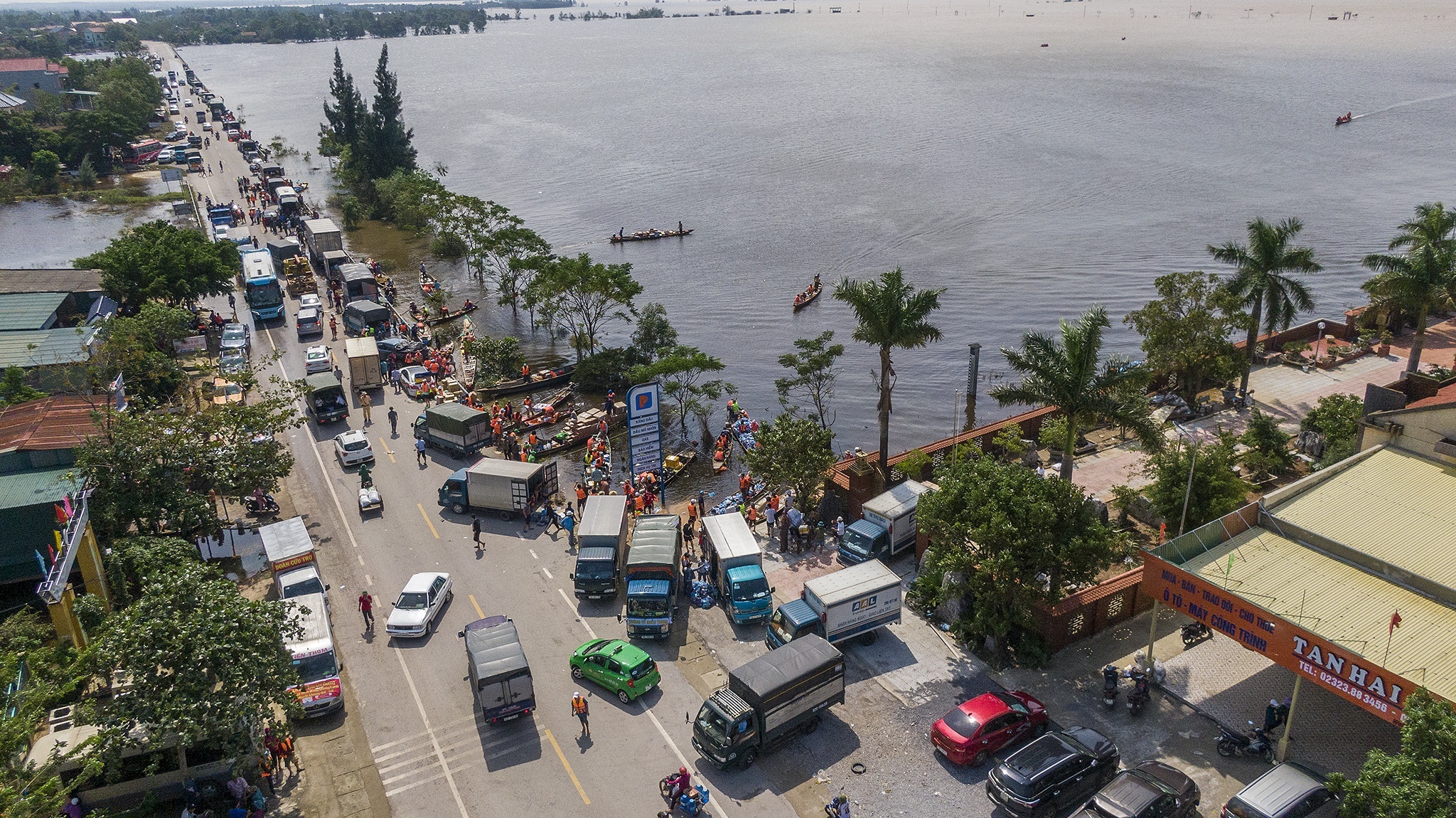 lu lut lich su mien trung anh 6