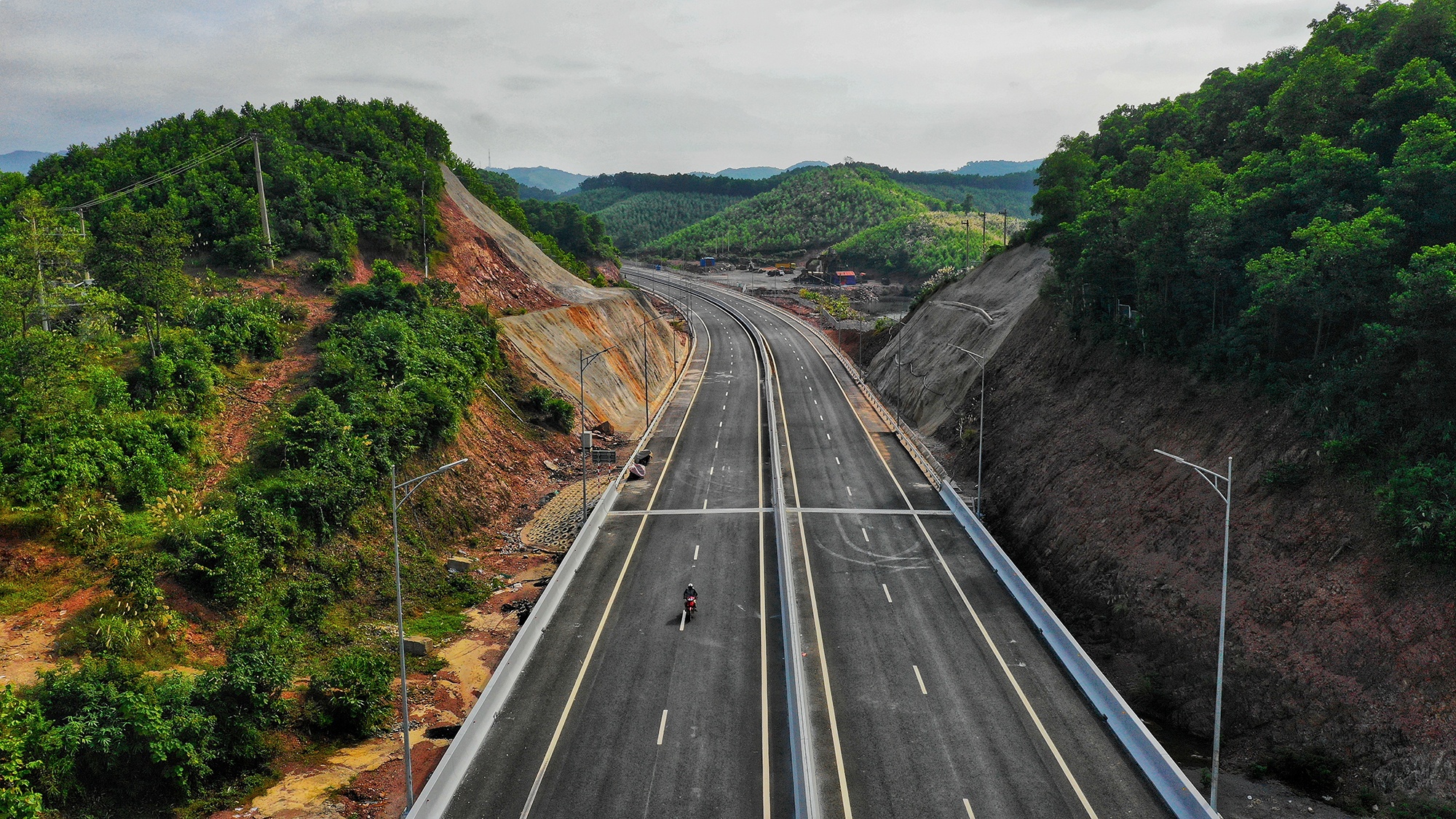 ha tang quang ninh anh 7