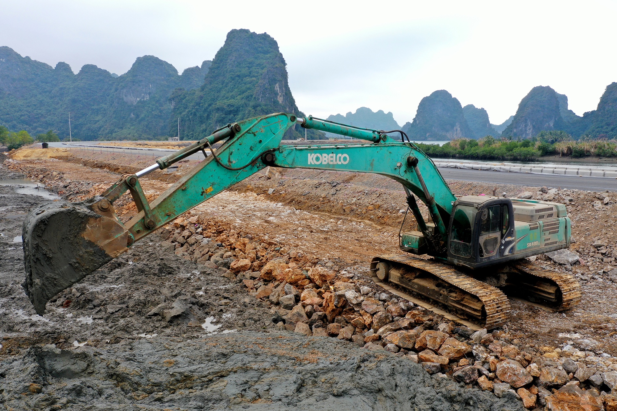 ha tang quang ninh anh 22