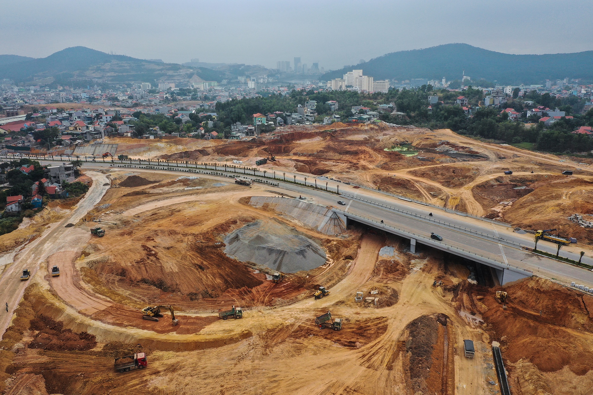 ha tang quang ninh anh 26