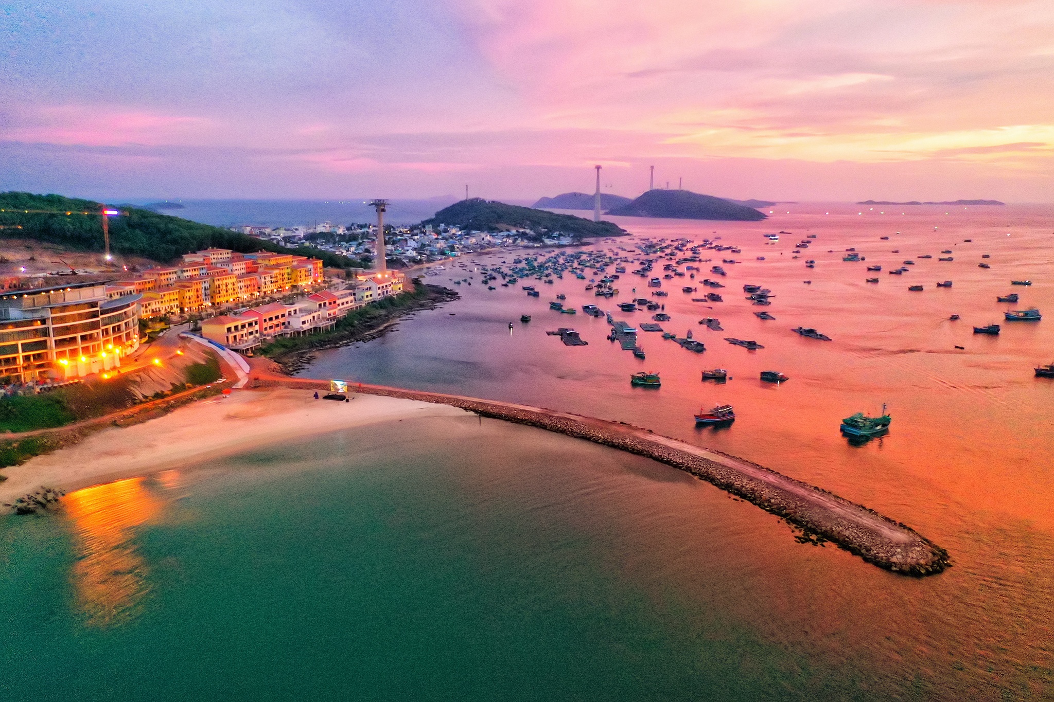 phu quoc,  thanh pho dao,  dao ngoc,  dao phu quoc,  du lich phu quoc,  ha tang phu quoc,  do thi dao,  thanh pho phu quoc anh 43