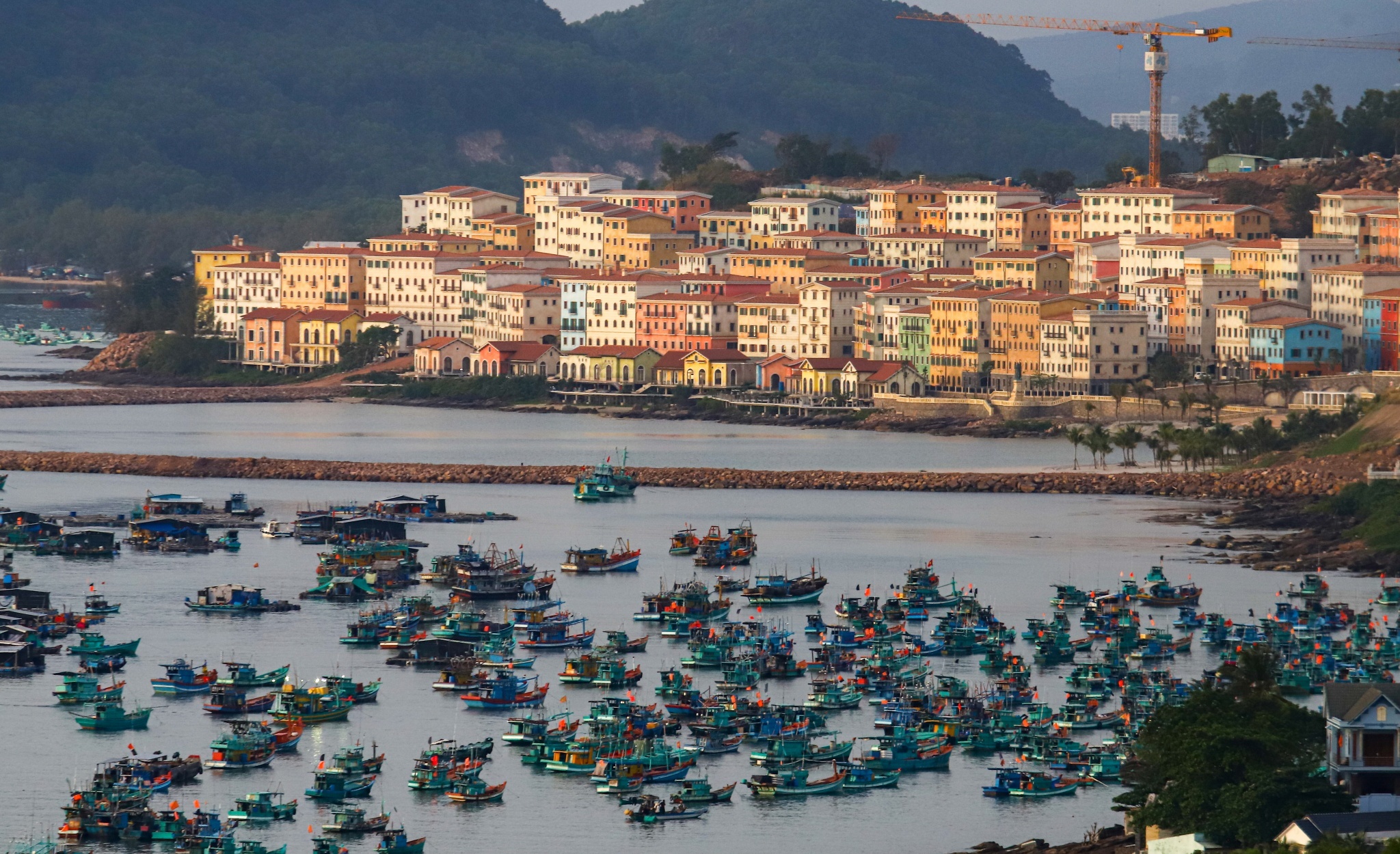 Phu Quoc voi hinh hai thanh pho dao dau tien hinh anh