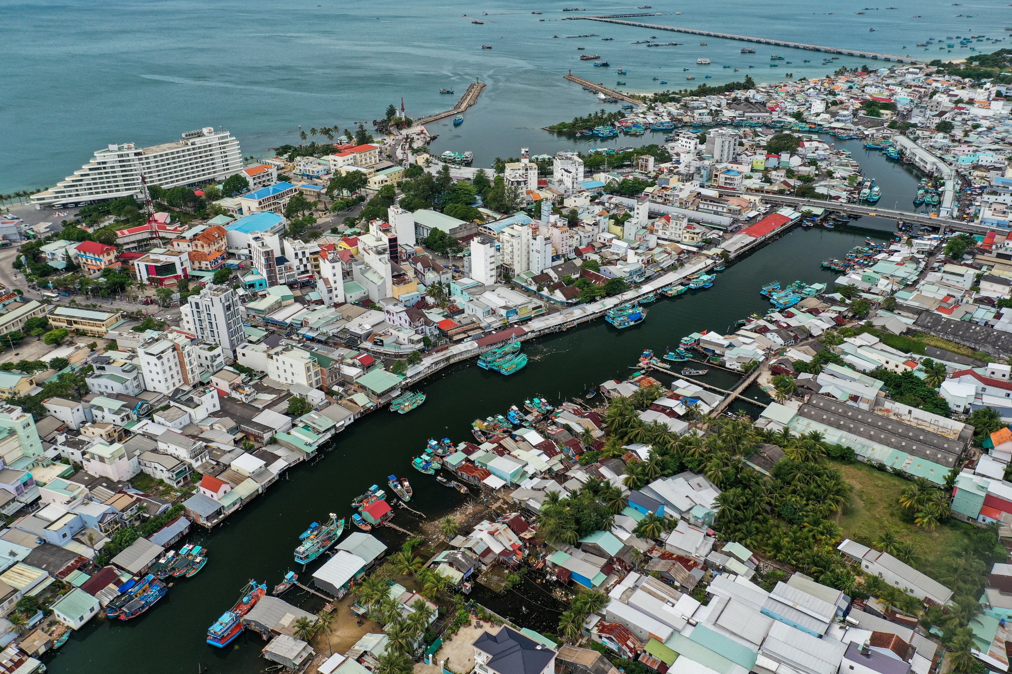 phú quốc, thành phố đảo, đảo ngọc, đảo phú quốc, du lịch phú quốc, hạ tầng phú quốc, đô thị đảo, thành phố phú quốc ảnh 17 phu quoc, thanh pho dao, dao ngoc, dao phu quoc, du lich phu quoc, ha tang phu quoc, do thi dao, thanh pho phu quoc anh 17