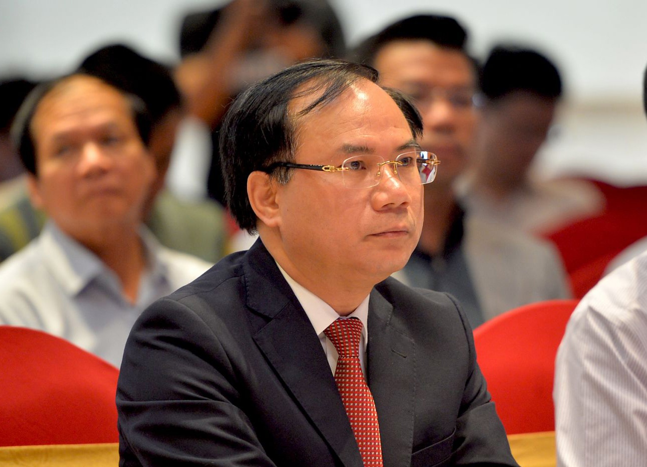 thu truong nguyen van sinh noi ve sot dat anh 2