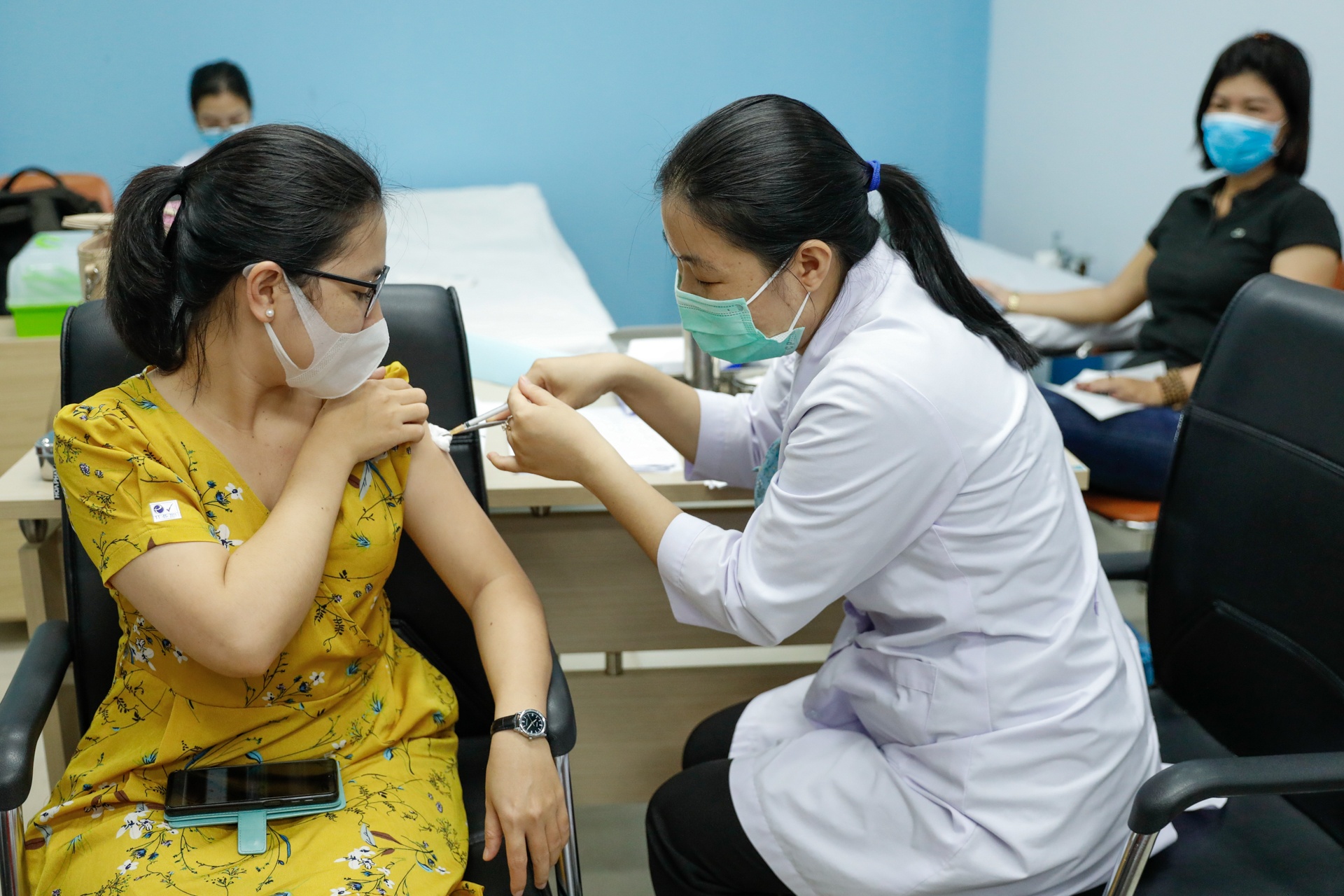 bo truong tai chinh ho duc phoc noi ve quy mua vaccine anh 3