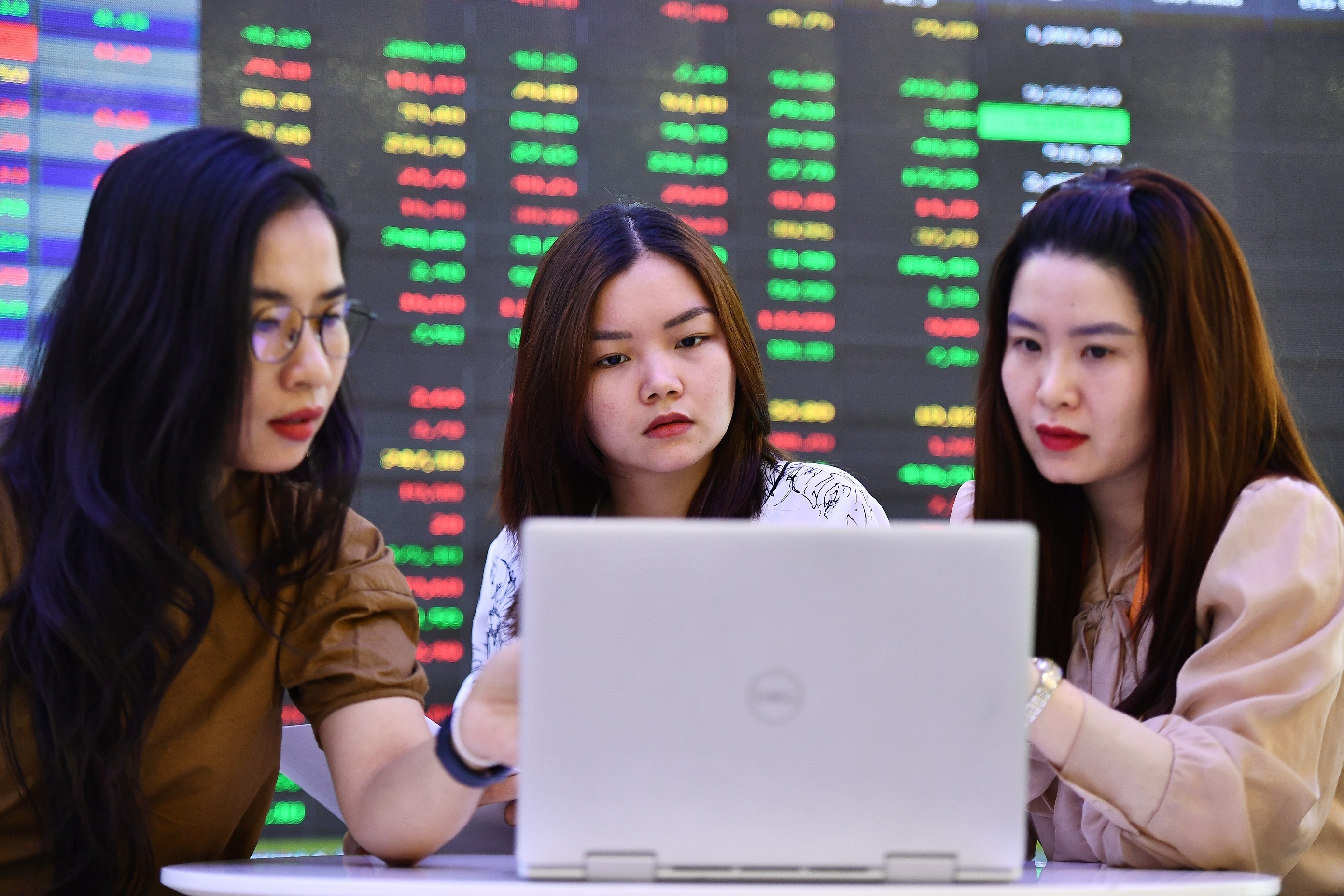 hop bao chinh phu thuong ky thang 7 anh 1