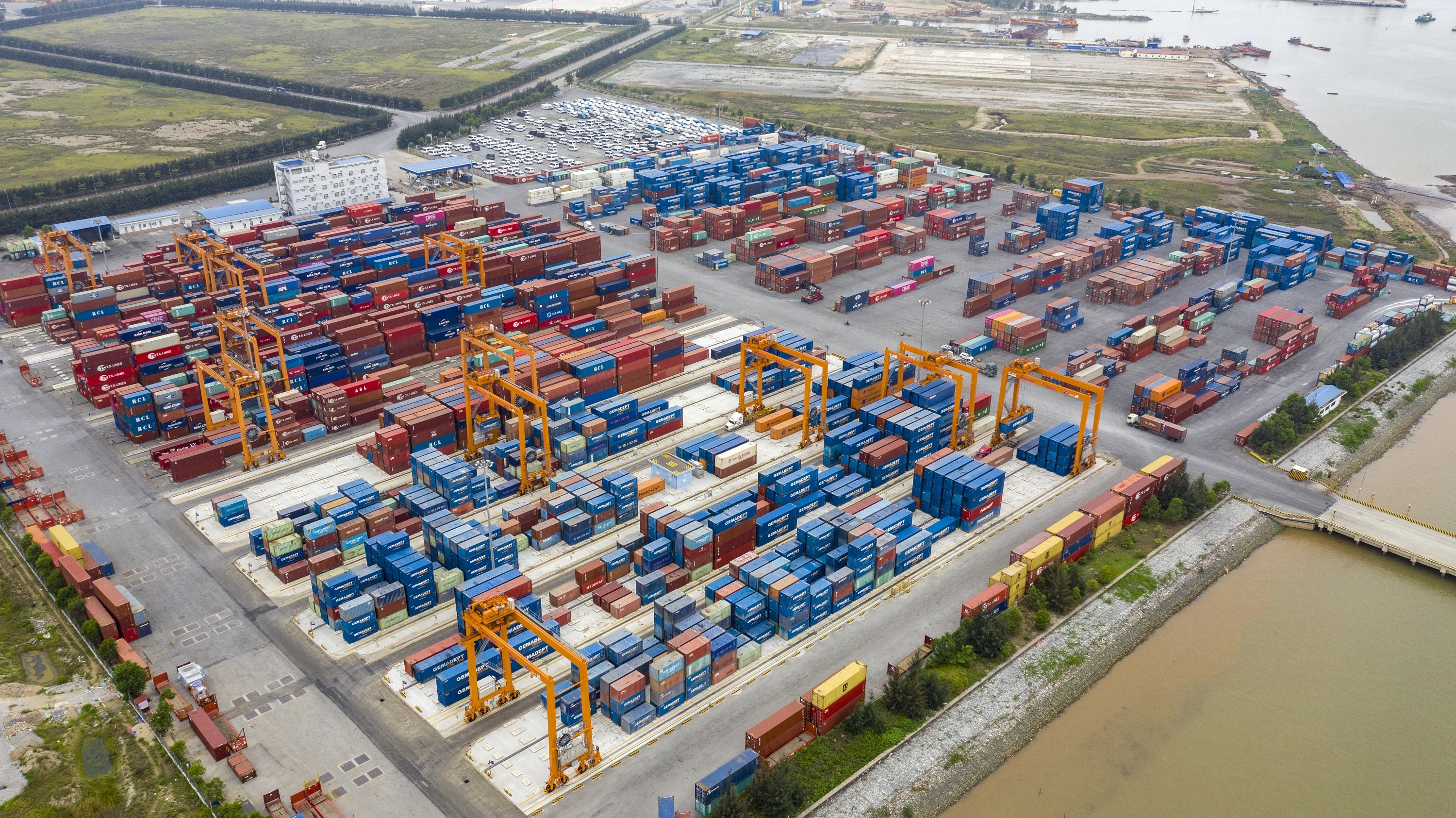 bo truong nguyen hong dien anh 3