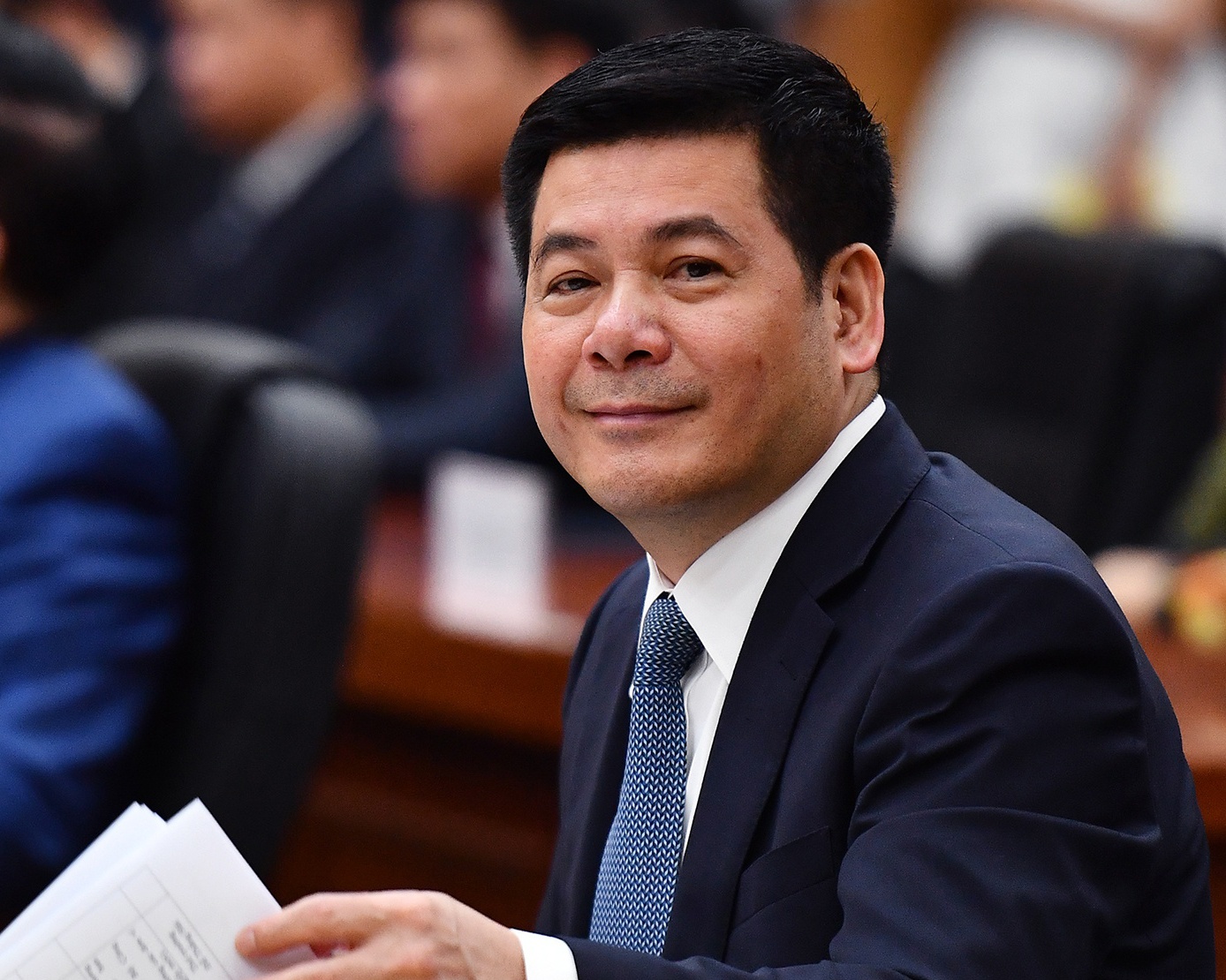 Bo truong Nguyen Hong Dien: Cung doanh nghiep ban cach mo cua tro lai hinh anh