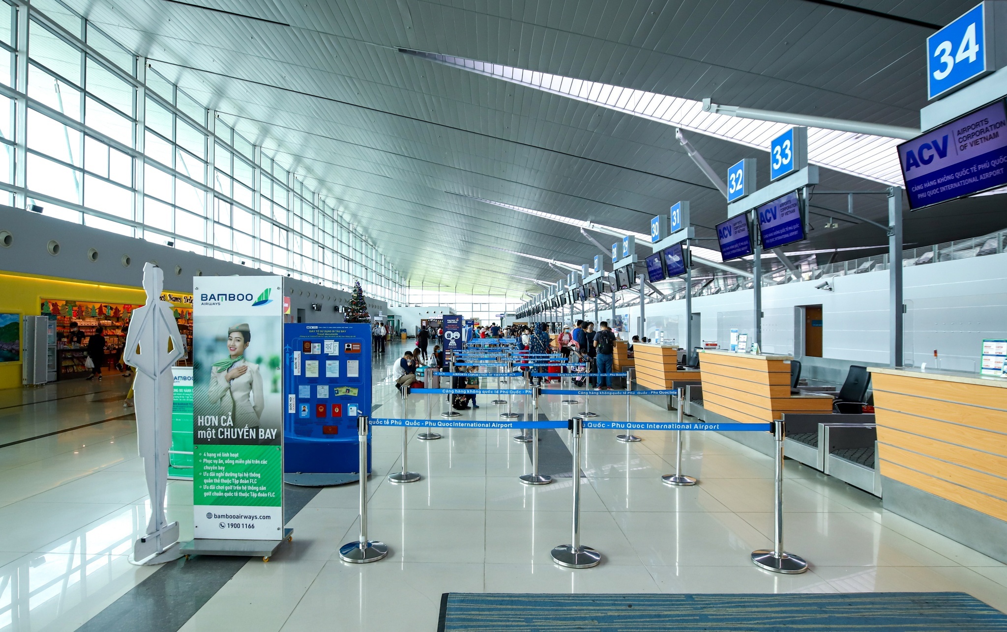 don 2 3 trieu khach den phu quoc anh 3