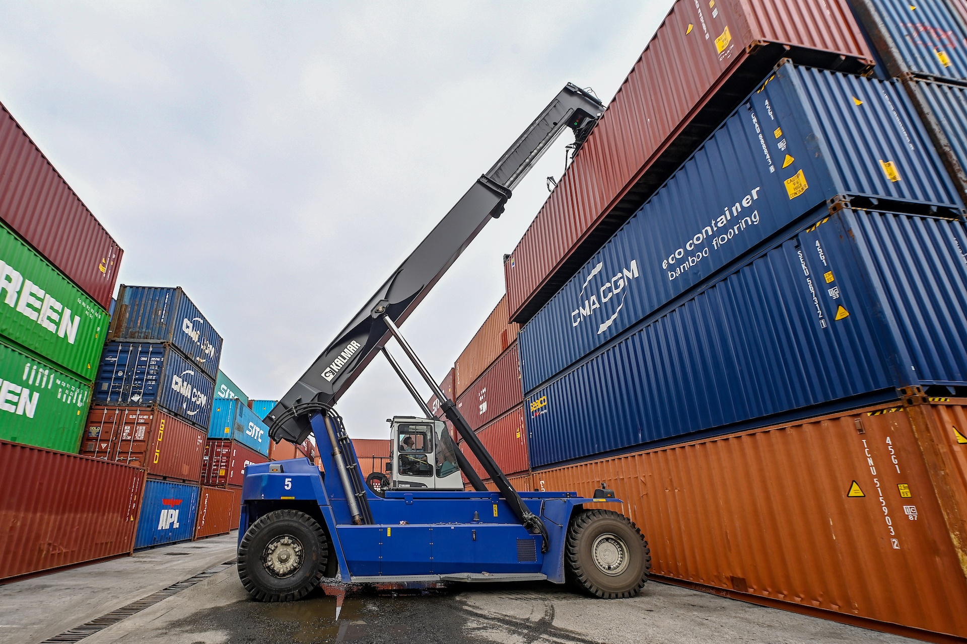 Hinh hai goi phuc hoi kinh te qua chia se cua 3 bo truong hinh anh