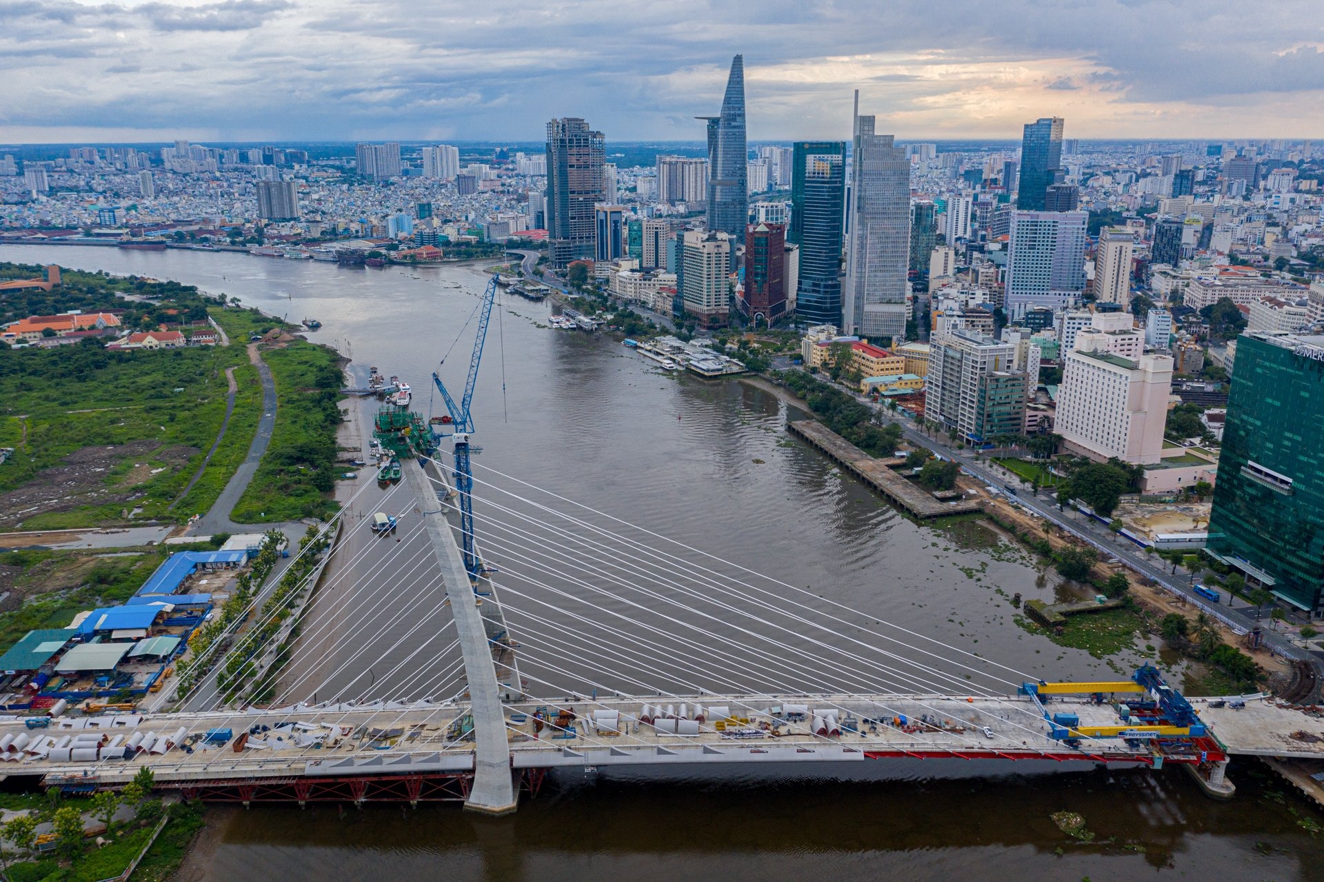 Chinh phu trinh Quoc hoi goi phuc hoi kinh te tri gia 350.000 ty dong hinh anh