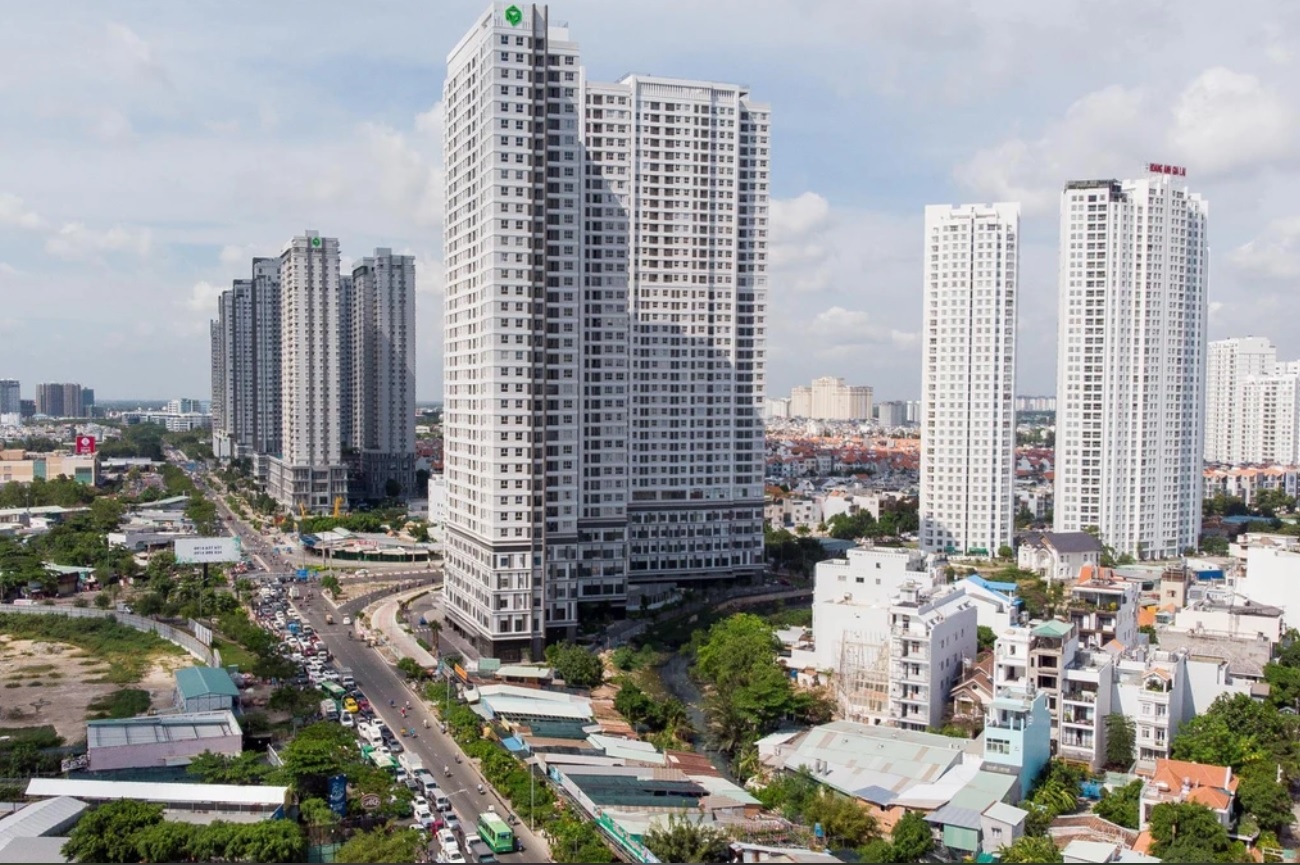 De xuat tang thue giao dich chung khoan va bat dong san hinh anh