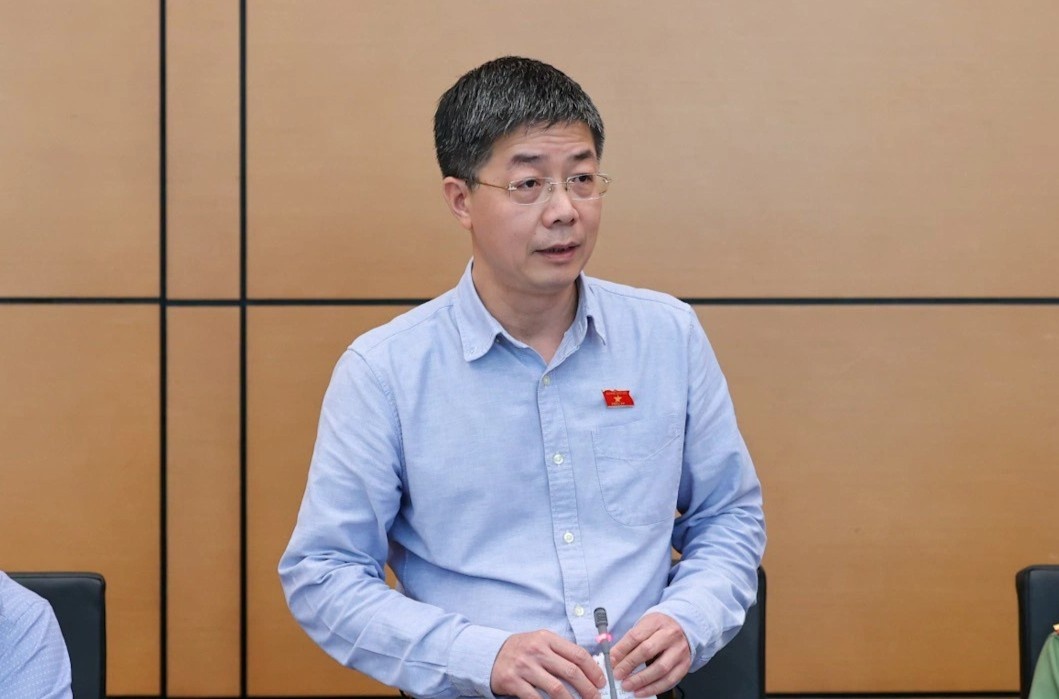 quoc hoi thao luan kinh te xa hoi anh 2