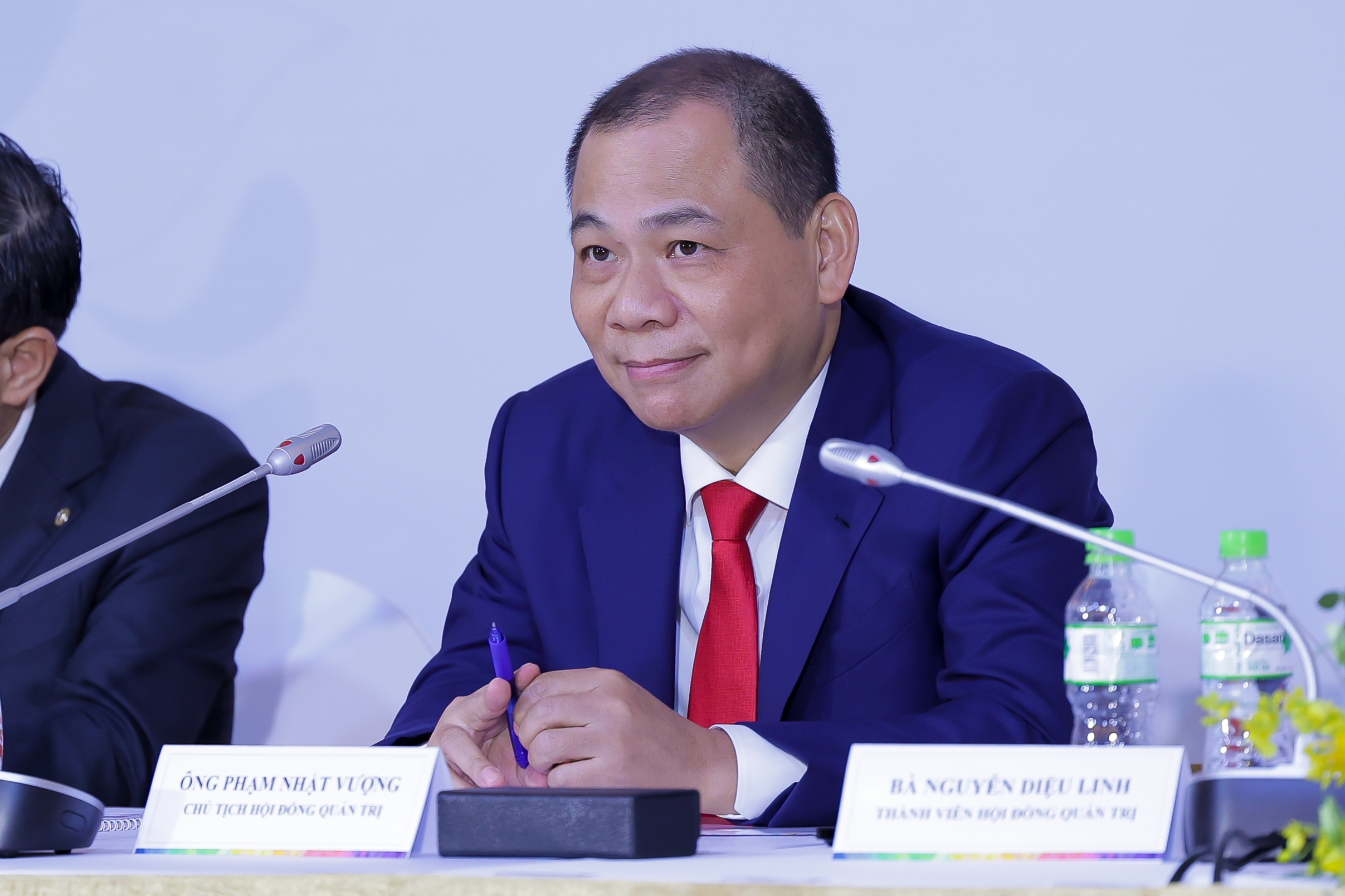 Ong Pham Nhat Vuong: VinFast se co lai som hinh anh