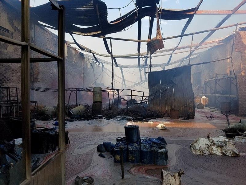 Cháy kho chứa hóa chất Sài Gòn ảnh 3 Chay kho chua hoa chat Sai Gon anh 3