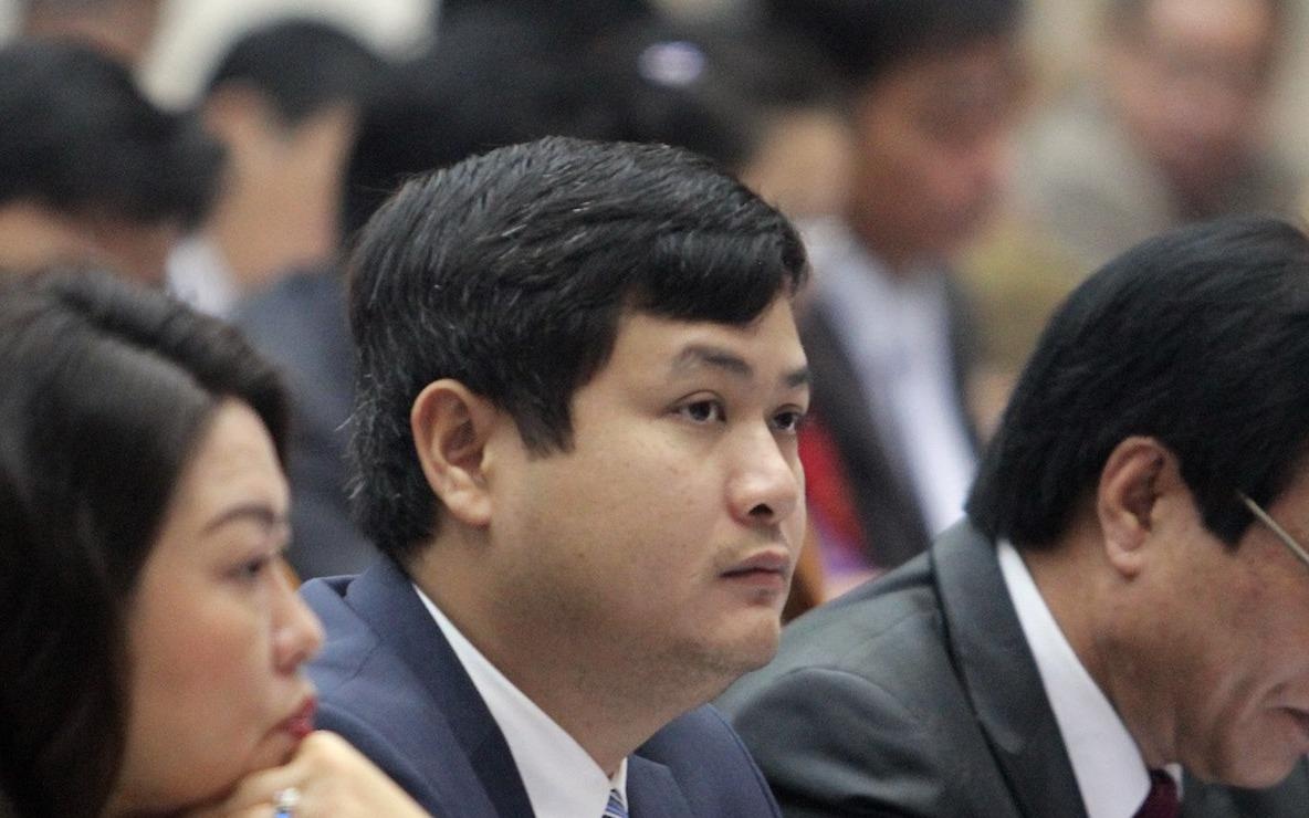 Yeu cau xoa ten dang vien, huy quyet dinh bo nhiem giam doc so 30 tuoi hinh anh