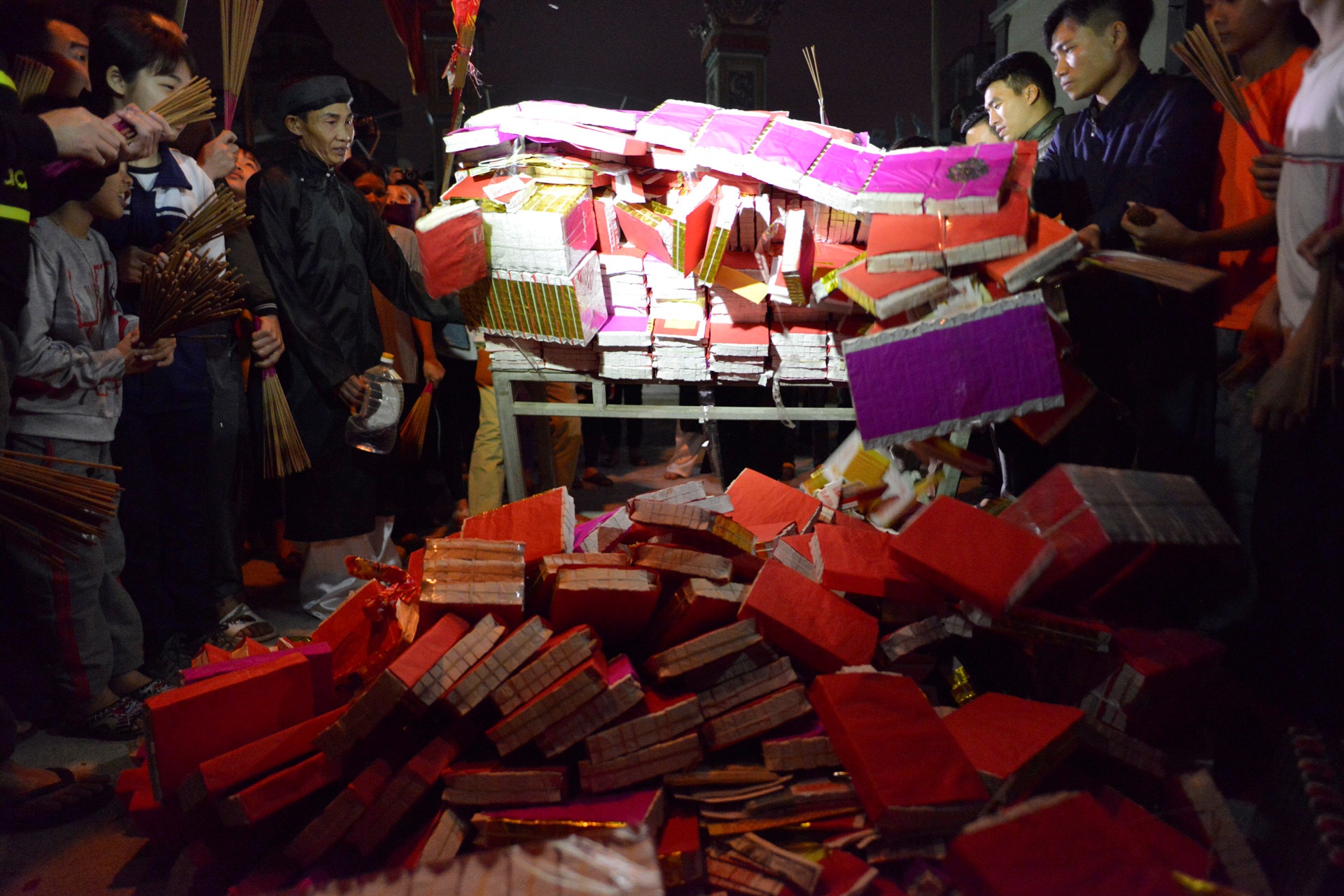 Ong Tao ve troi anh 2