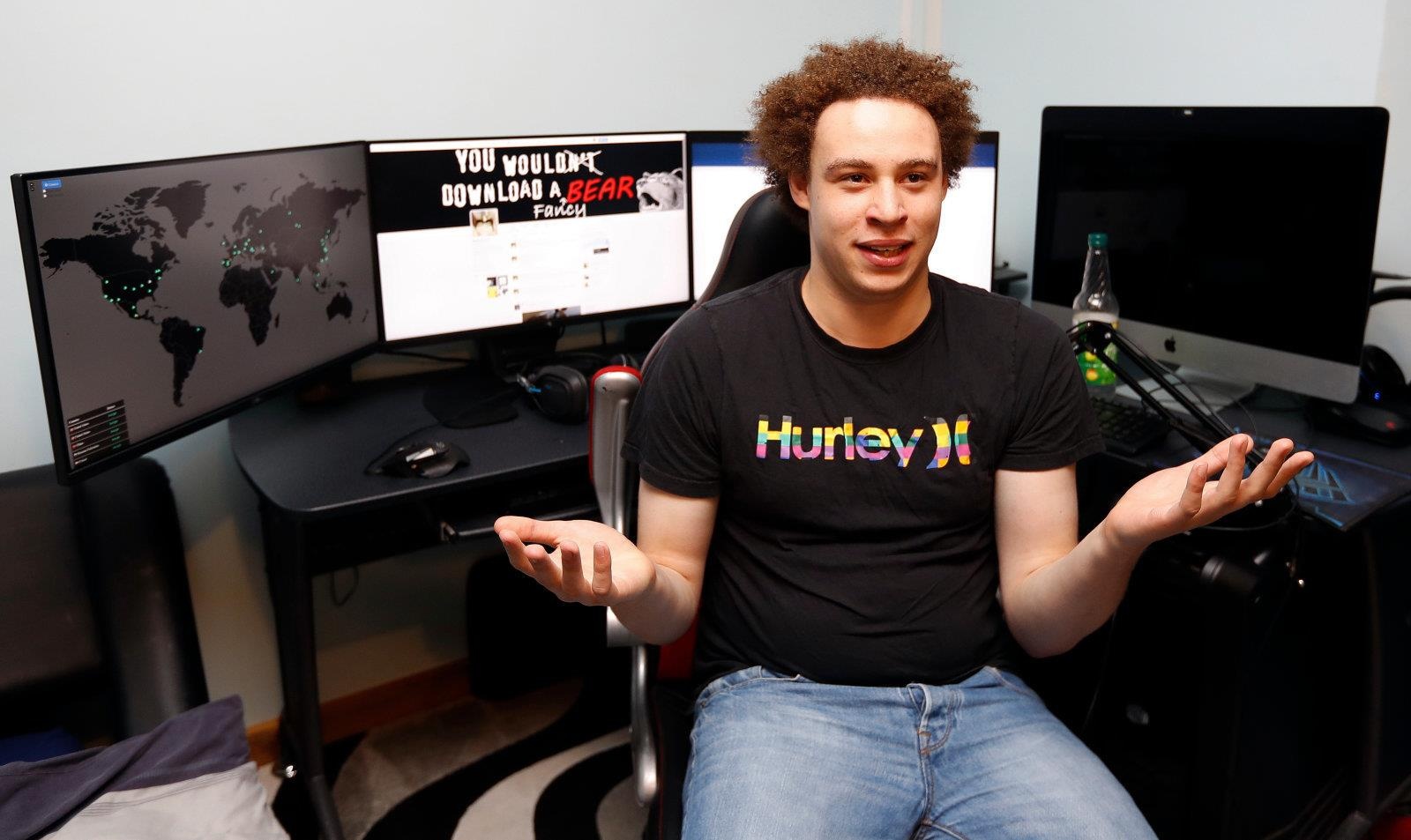 Bi tam giam 2 nam, 'nguoi hung' chan ma doc WannaCry da duoc tu do hinh anh