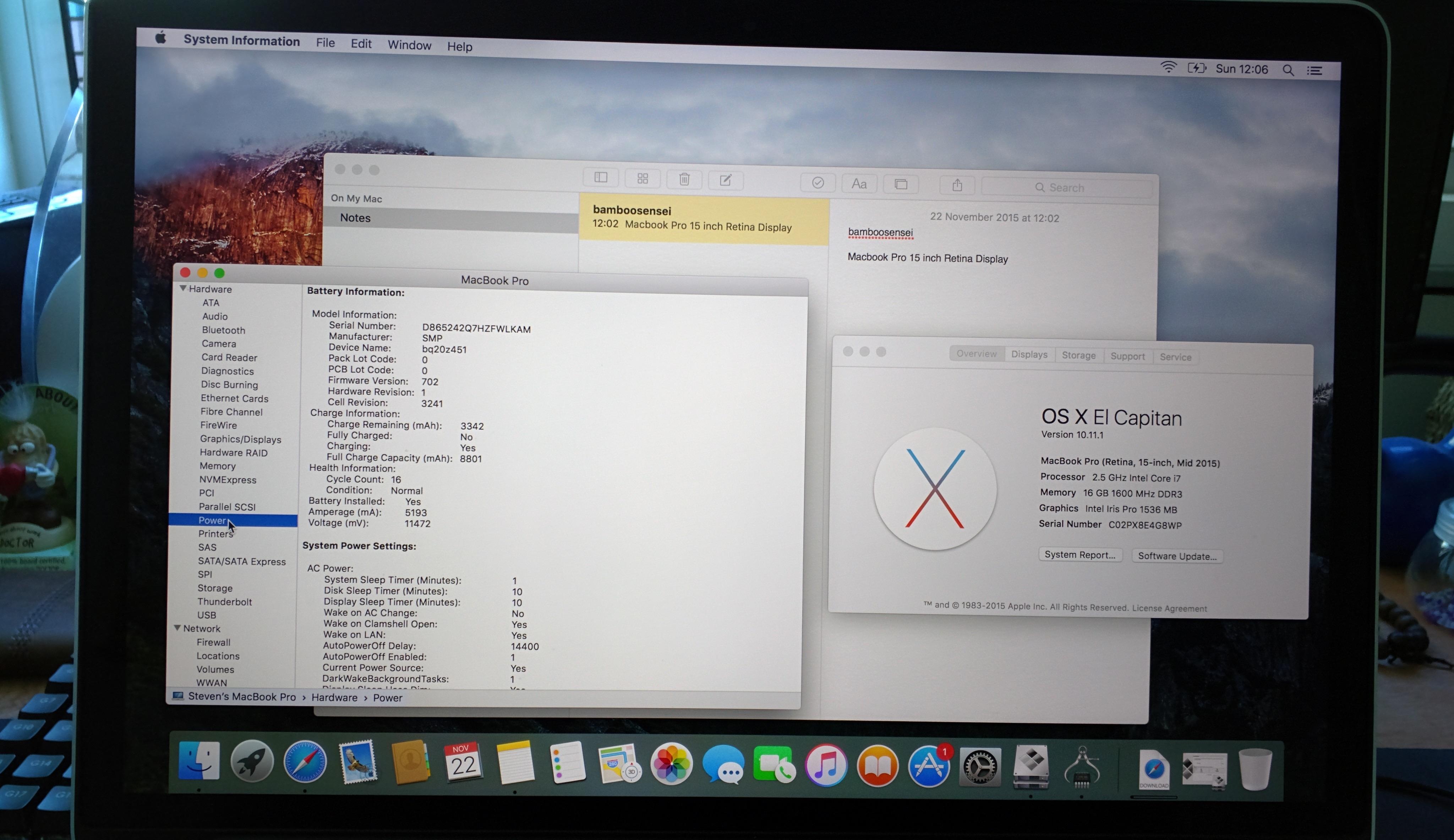 Hang hang khong cam MacBook Pro 15 inch anh 1