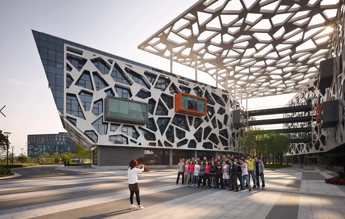 Ben trong tong hanh dinh cua Alibaba hinh anh