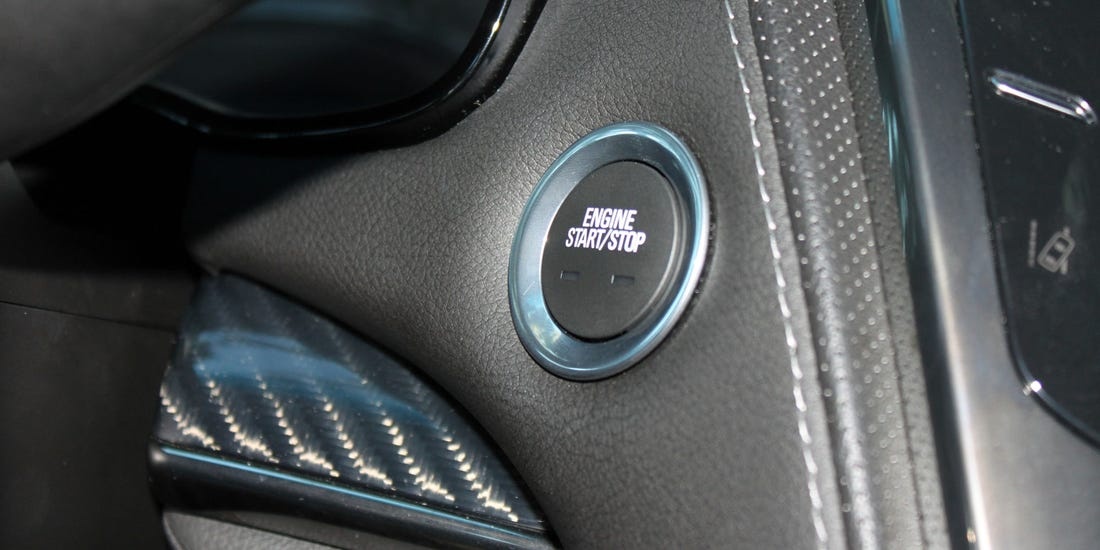 Theo doi ban gai bang phan mem tu xa anh 1