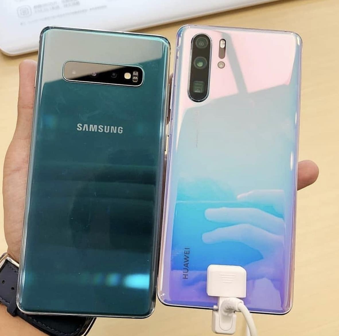 Samsung sap mat tien vi Huawei duoc Trung Quoc ho tro hinh anh