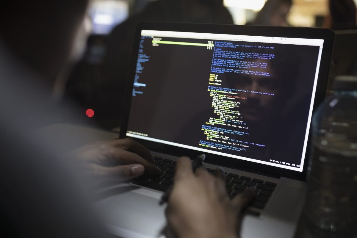 Nhung scandal cua CEO Facebook Mark Zuckerberg anh 5