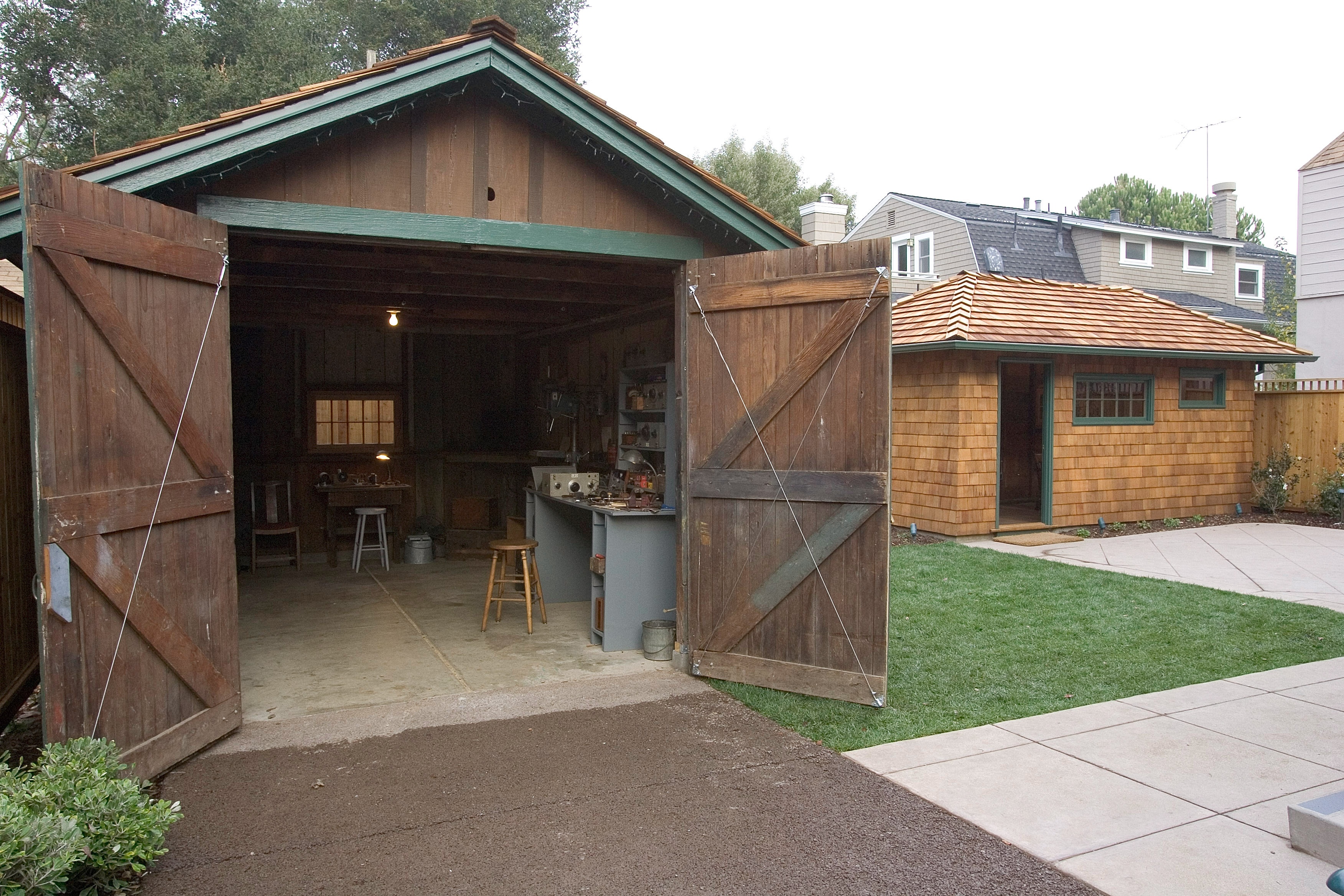 Khoi dau cua Google,  Apple,  HP,  Microsoft va Amazon anh 5