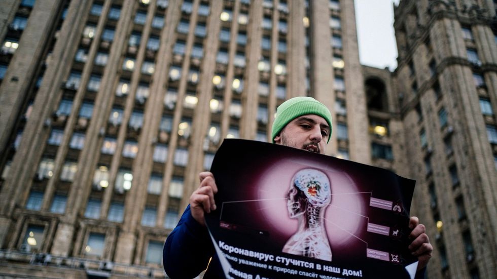 Virus corona tren the gioi anh 9