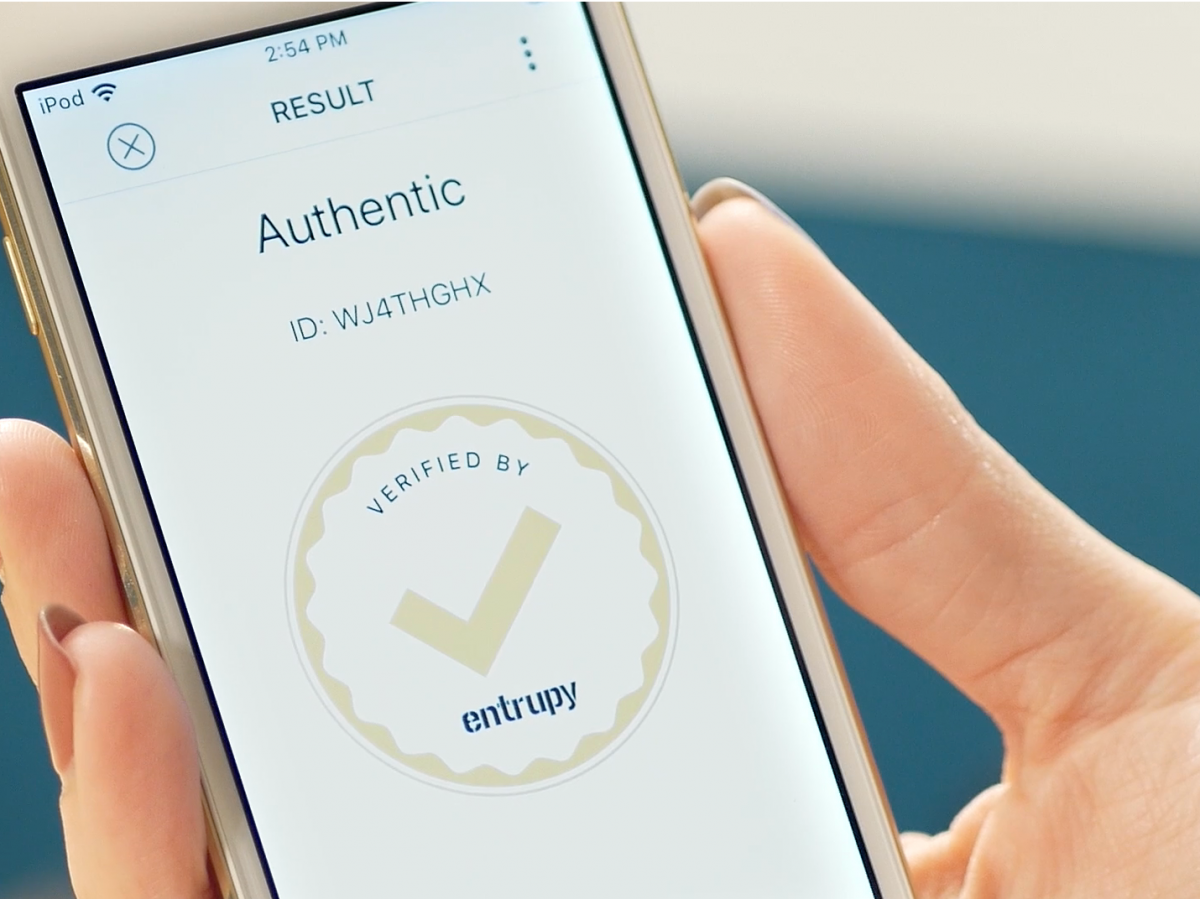 AI phan biet giay fake hay real anh 9